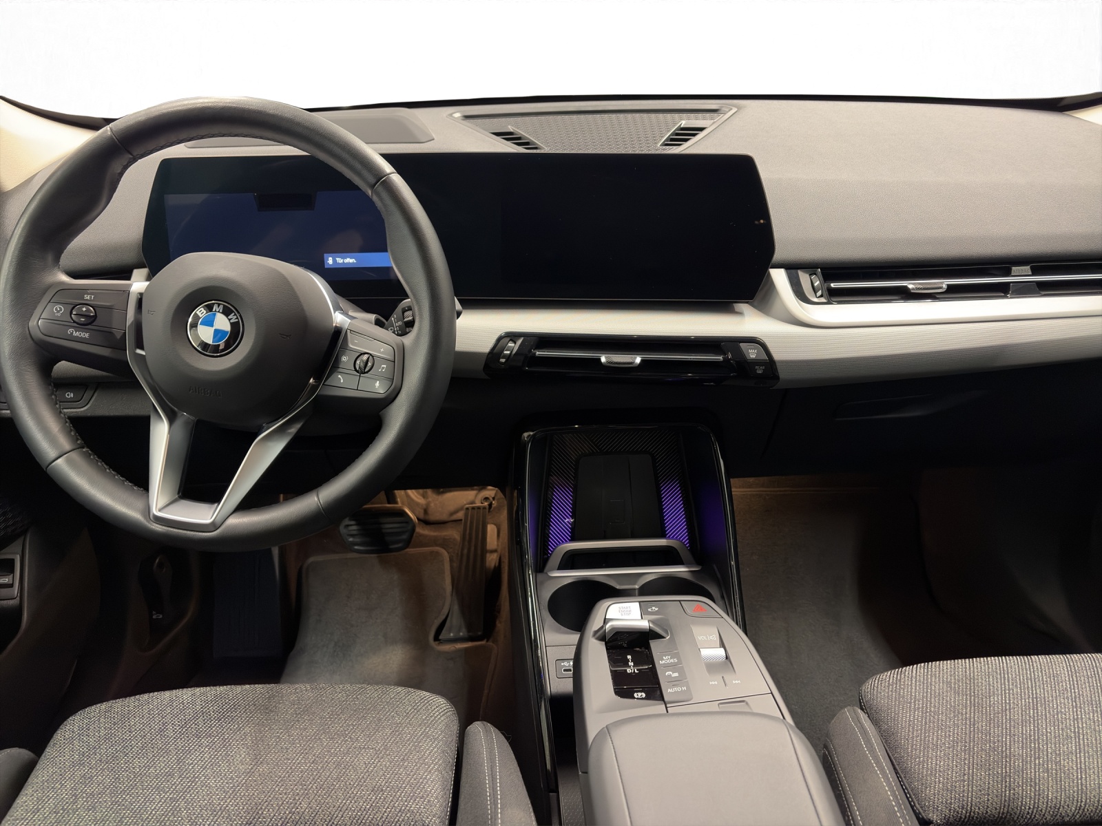 BMW X1 xDrive20d-image-12