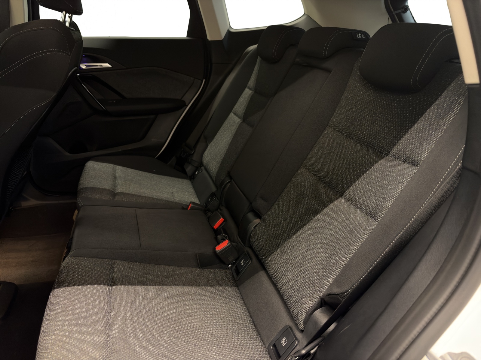 BMW X1 xDrive20d-image-13