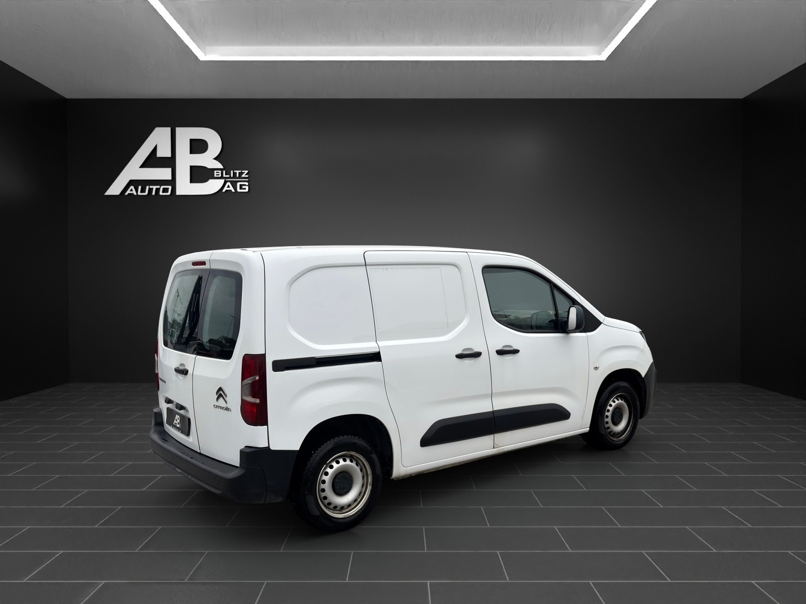 CITROEN Berlingo Van 1.6 Blue HDi 75 Control 650kg * 3-Plätzer *-image-4