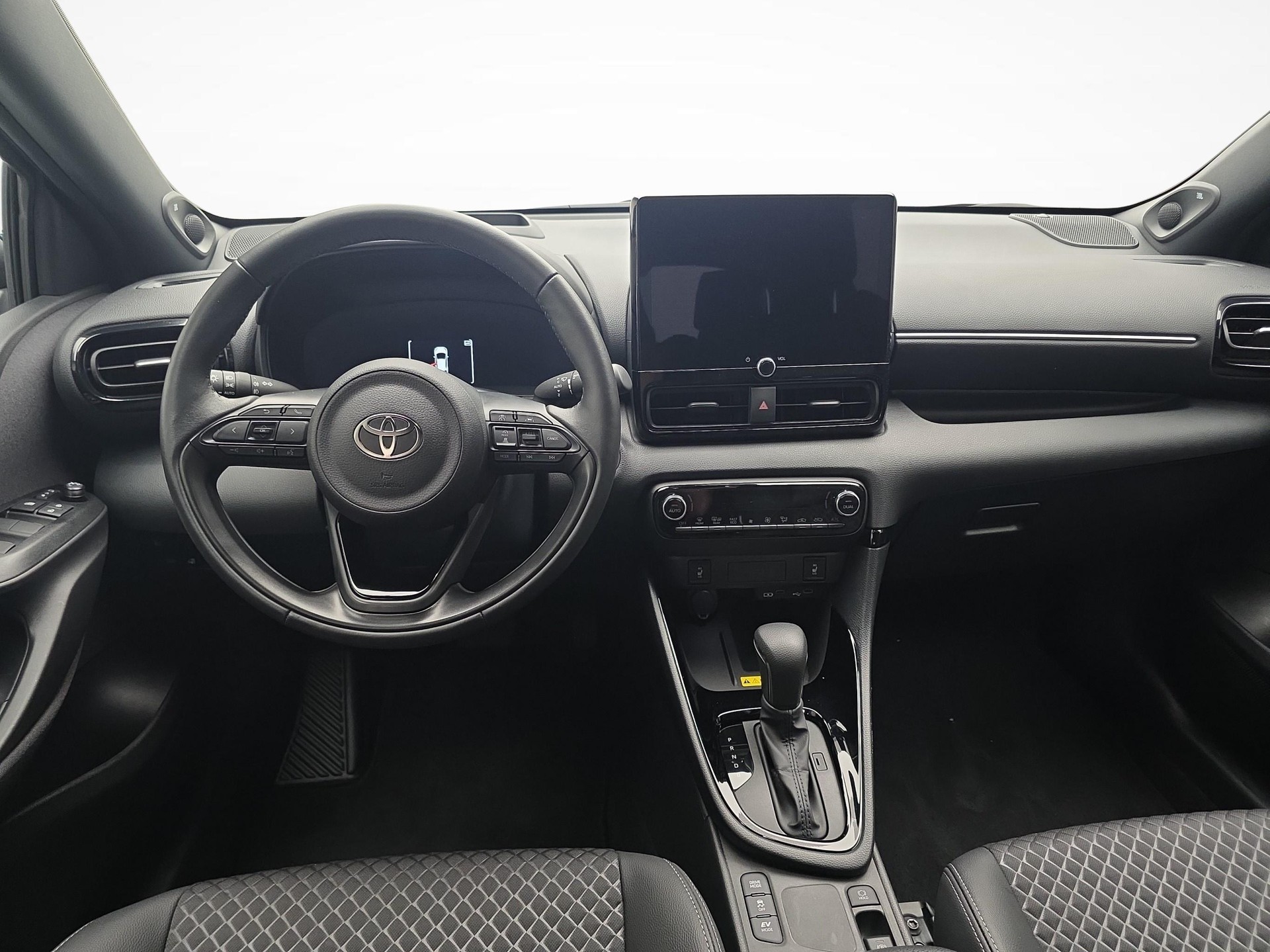 TOYOTA Yaris 1.5 VVT-i HSD Premium-image-8