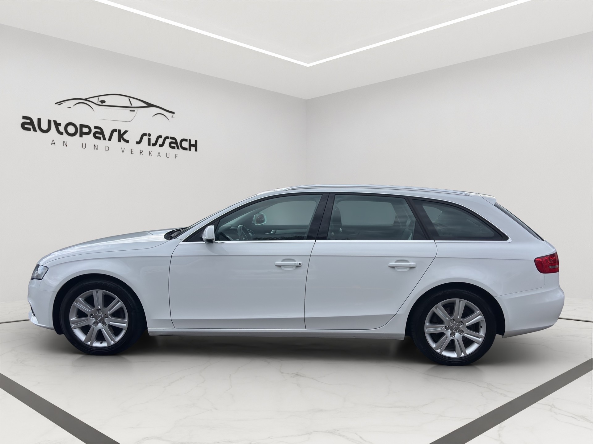 AUDI A4 Avant 1.8 TFSI Snow quattro-image-7