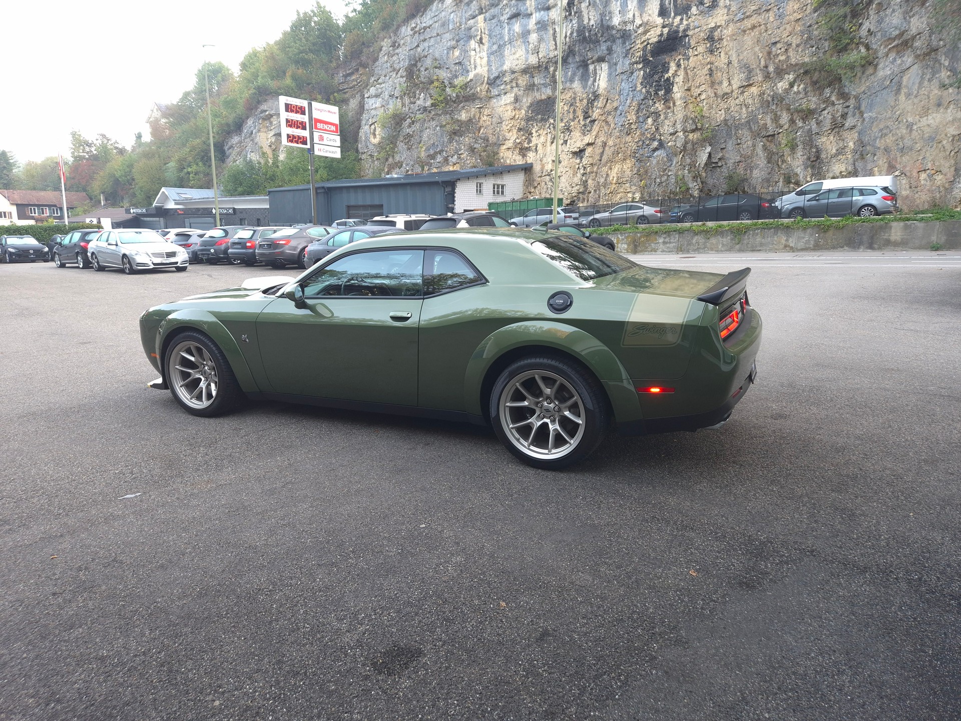 DODGE DODGE Challenger 392 R/T Scat Pack Widebody Shaker Swinger Special Edition-image-9