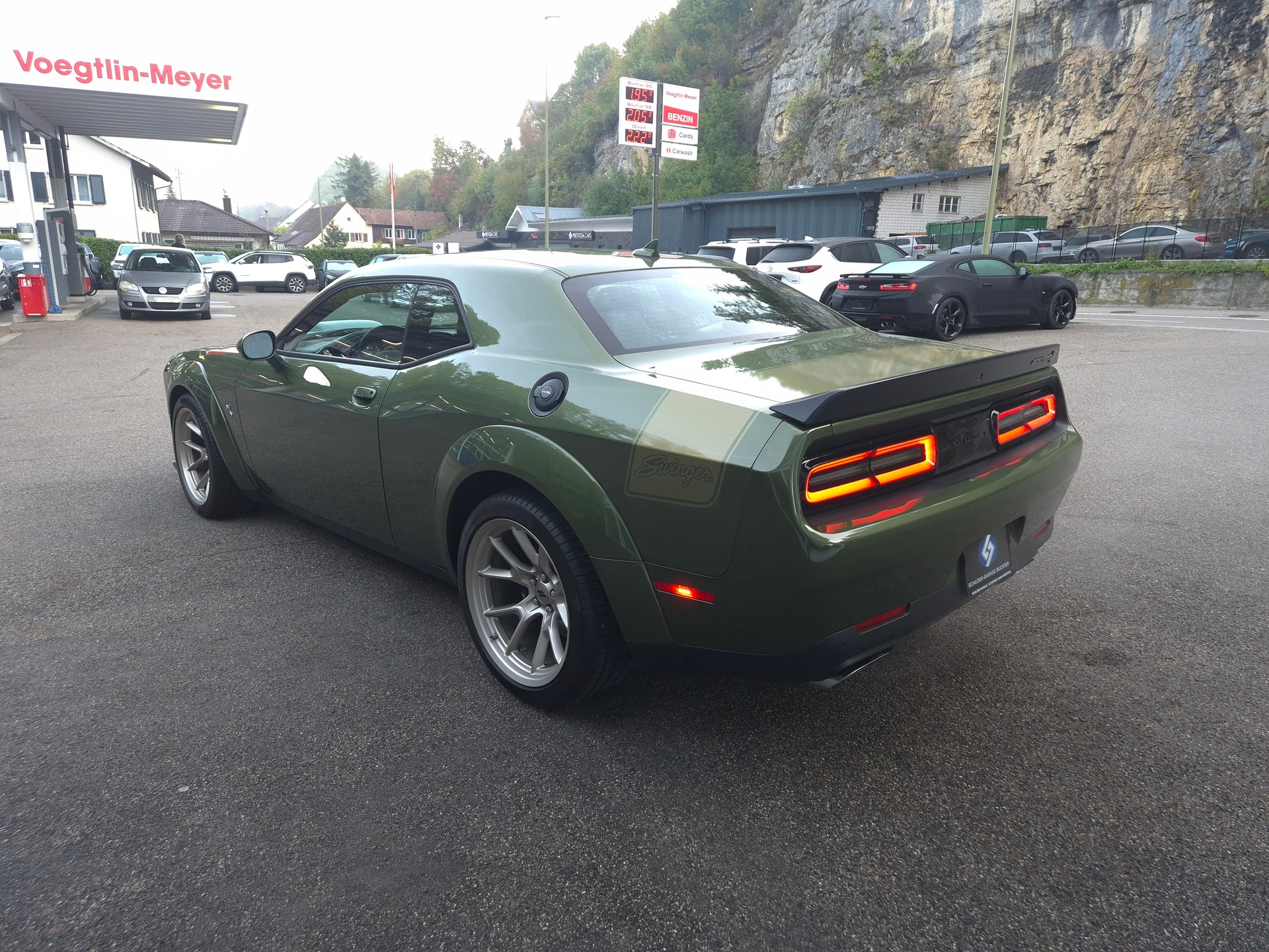 DODGE DODGE Challenger 392 R/T Scat Pack Widebody Shaker Swinger Special Edition-image-10