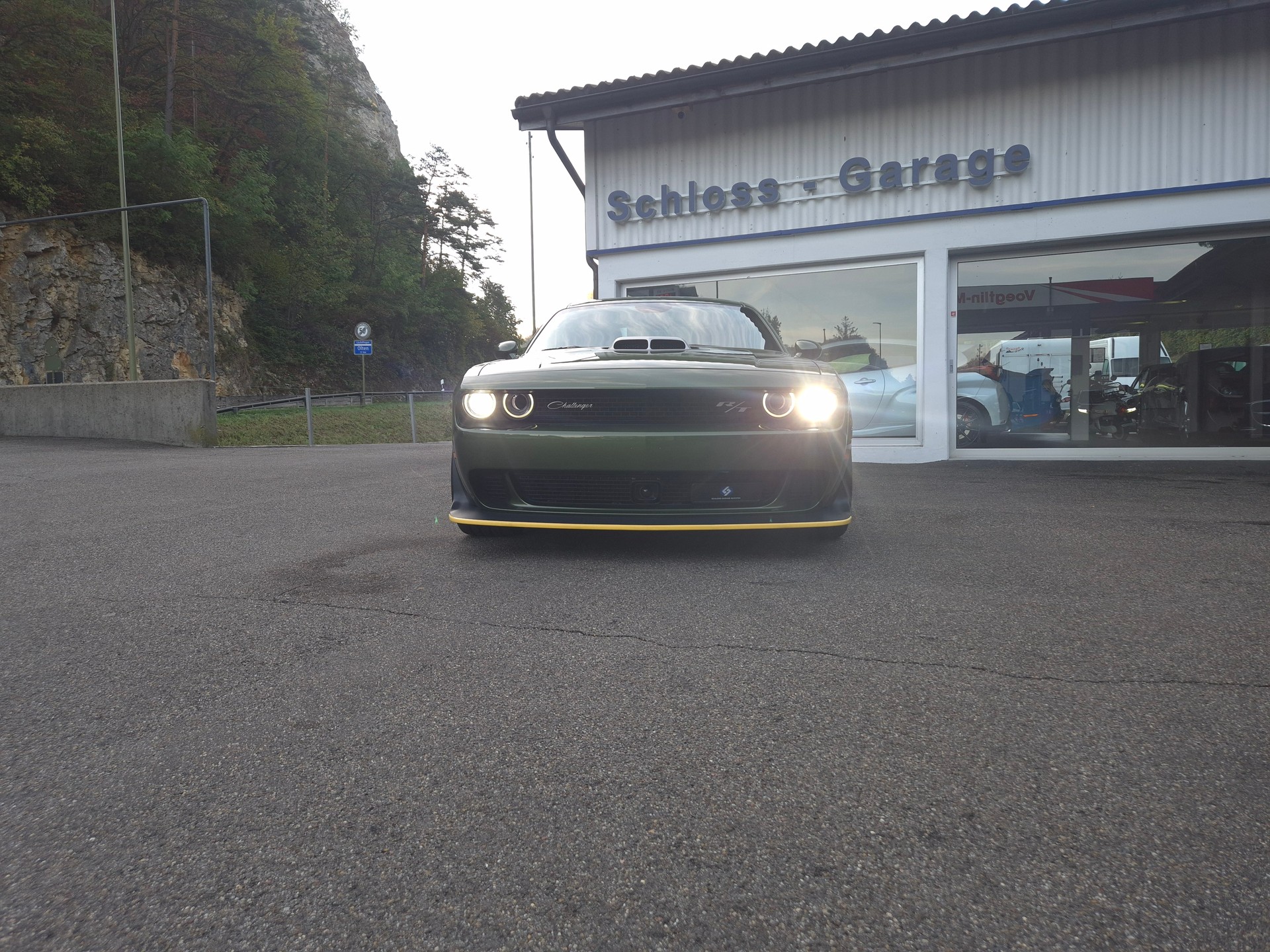 DODGE DODGE Challenger 392 R/T Scat Pack Widebody Shaker Swinger Special Edition-image-4