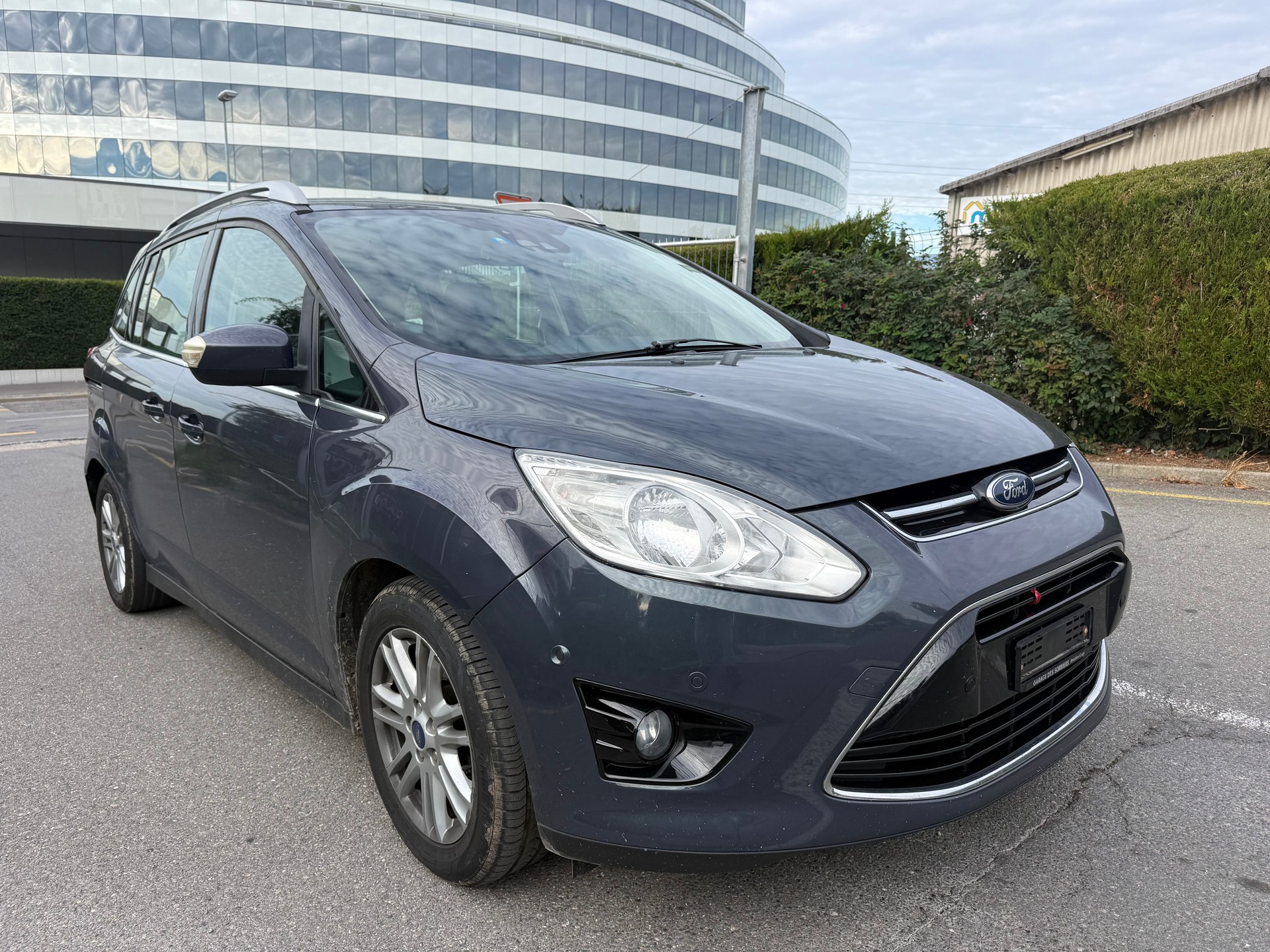 FORD Grand C-Max 1.6 TDCi KNIE-Edition