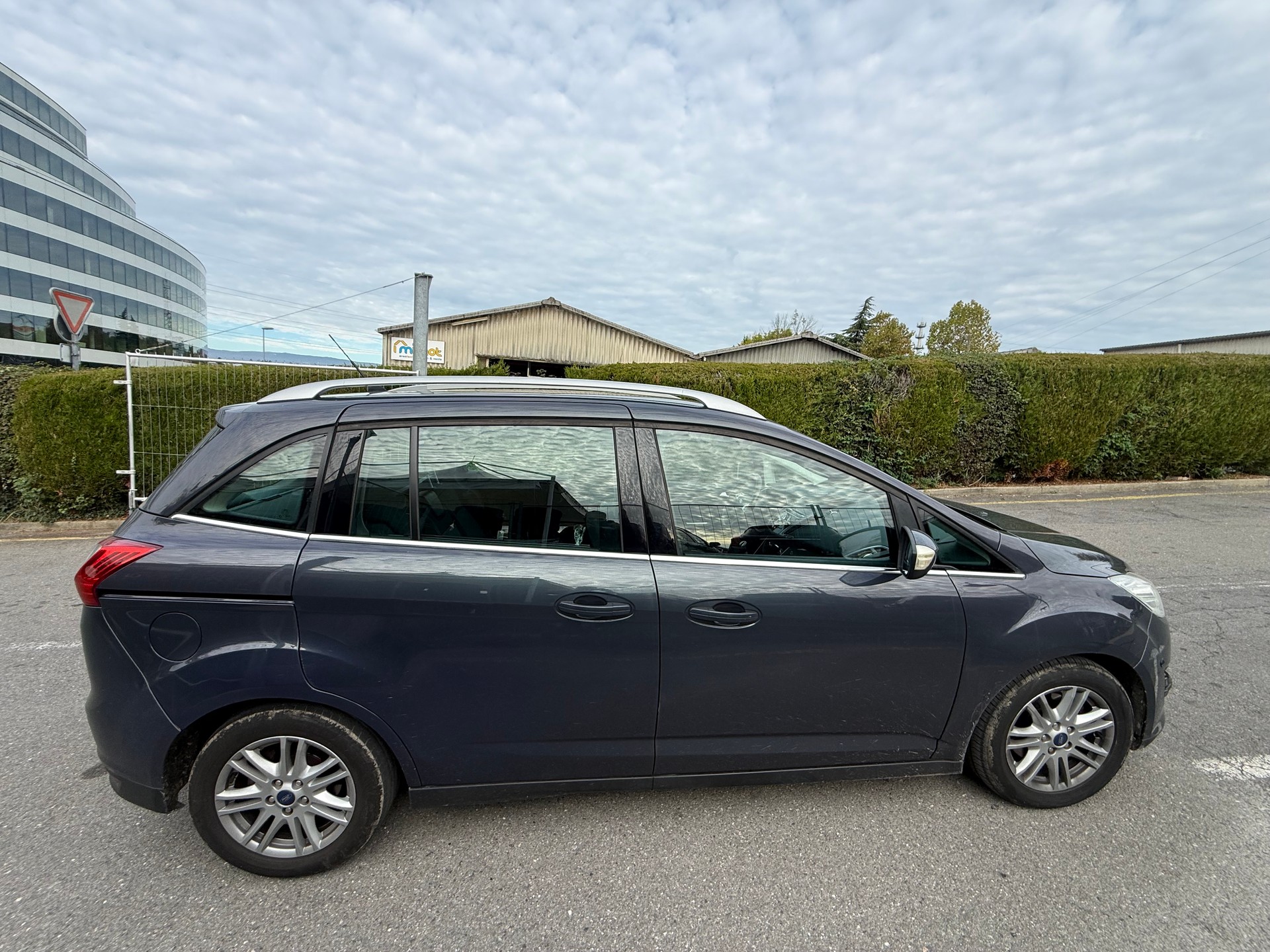 FORD Grand C-Max 1.6 TDCi KNIE-Edition-image-7