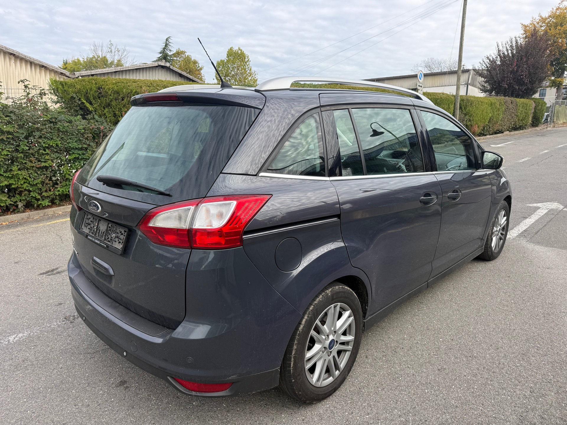 FORD Grand C-Max 1.6 TDCi KNIE-Edition-image-6