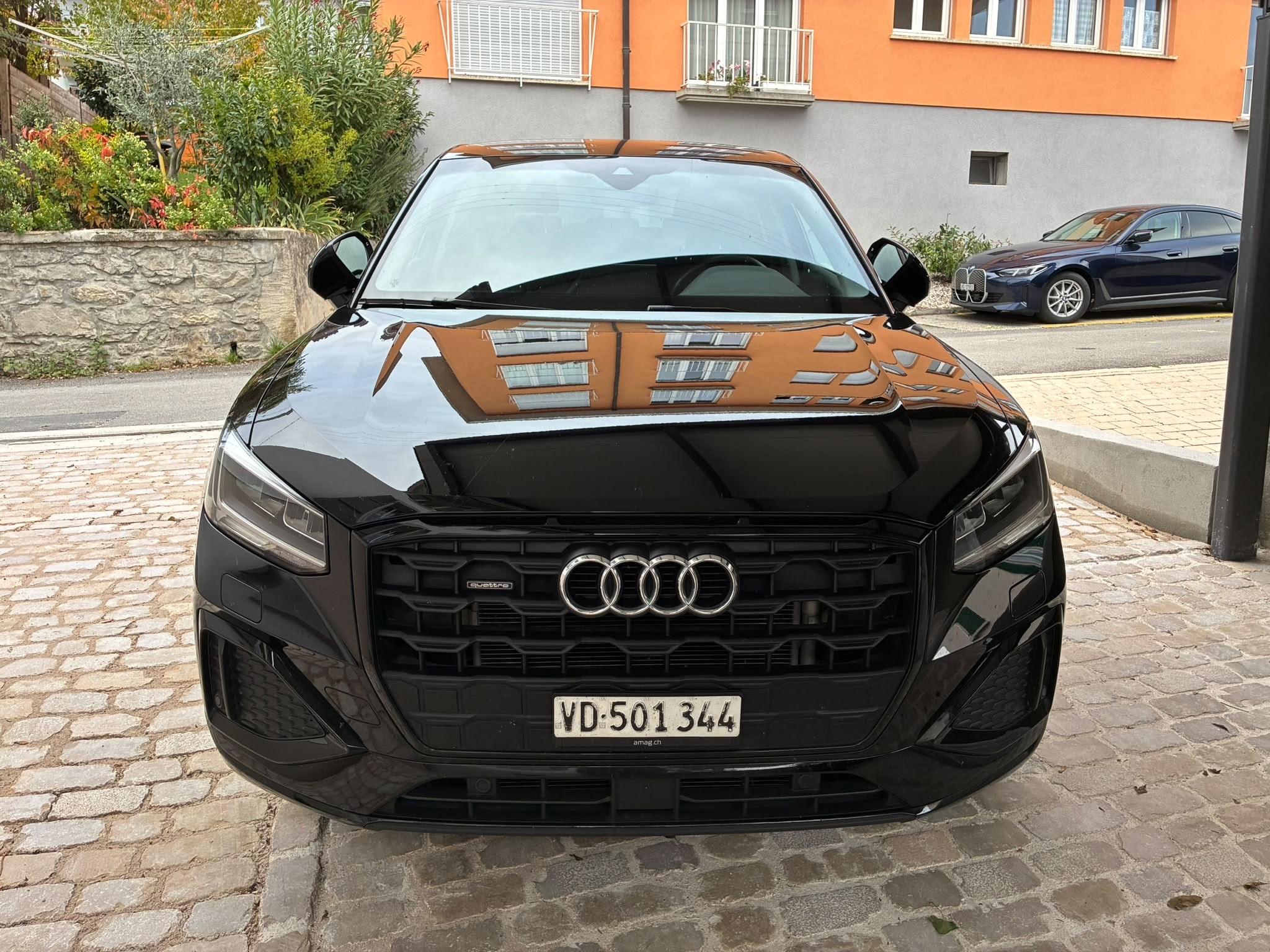 Car photo