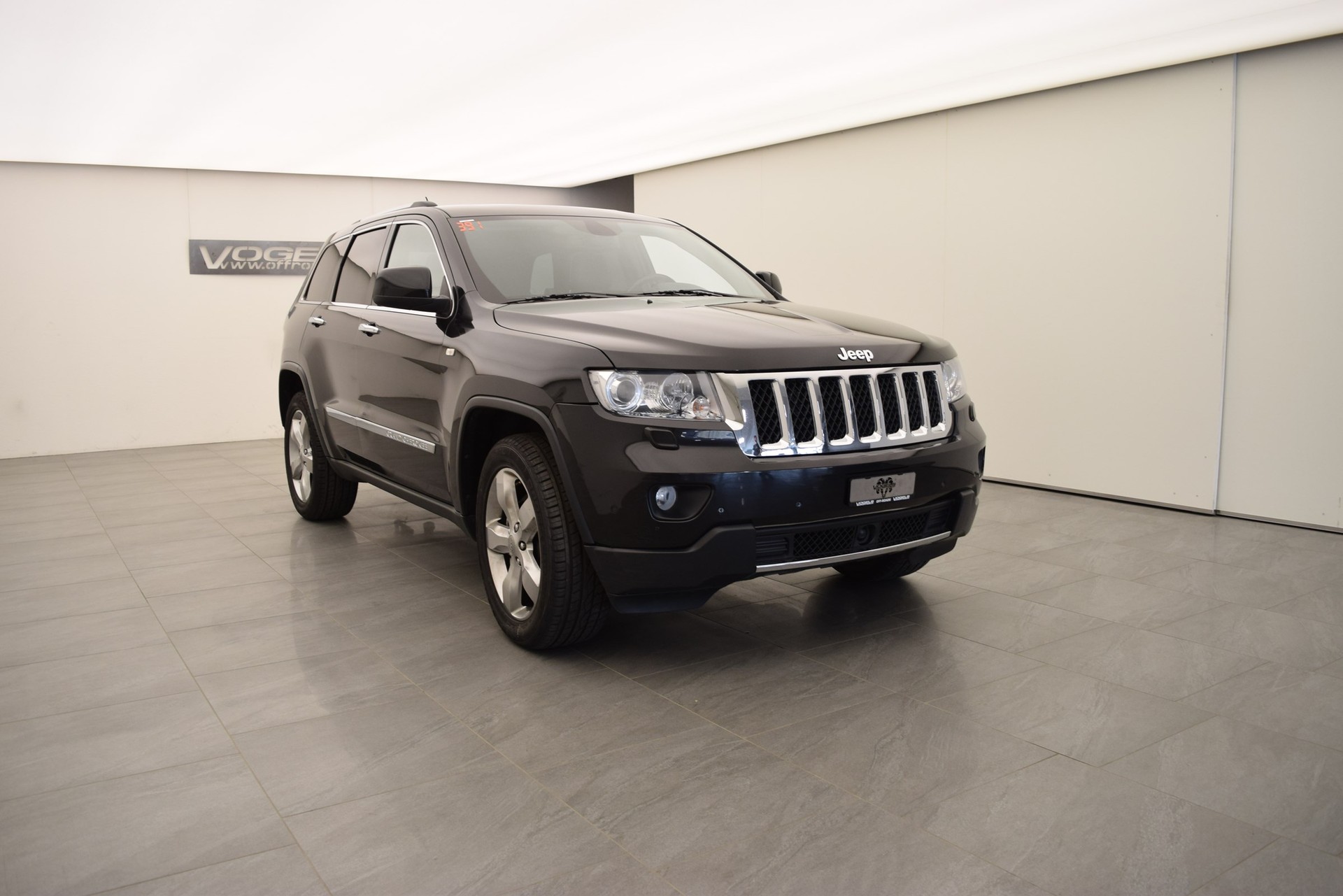 JEEP Grand Cherokee 3.0 CRD Overland-image-2