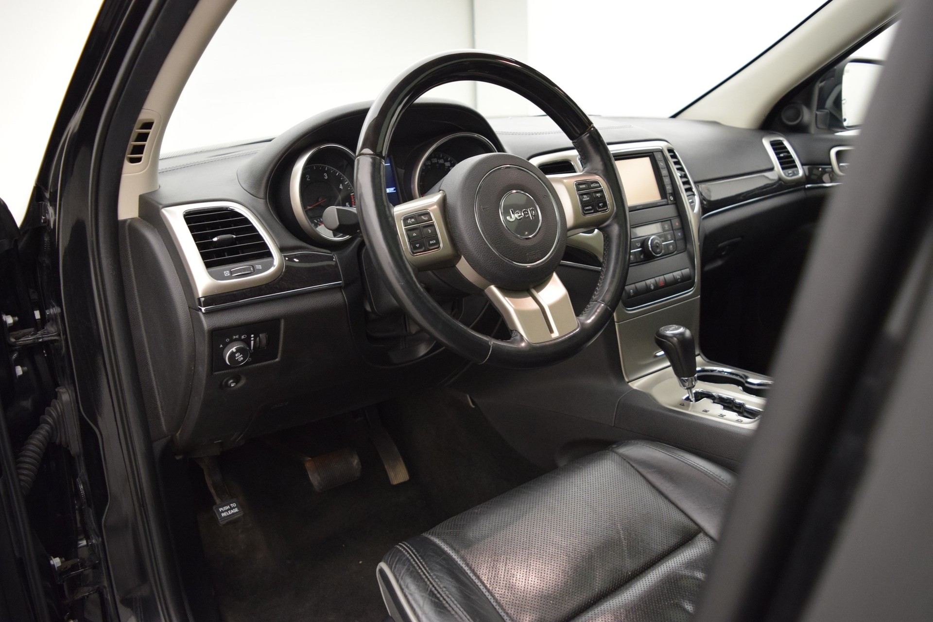 JEEP Grand Cherokee 3.0 CRD Overland-image-8