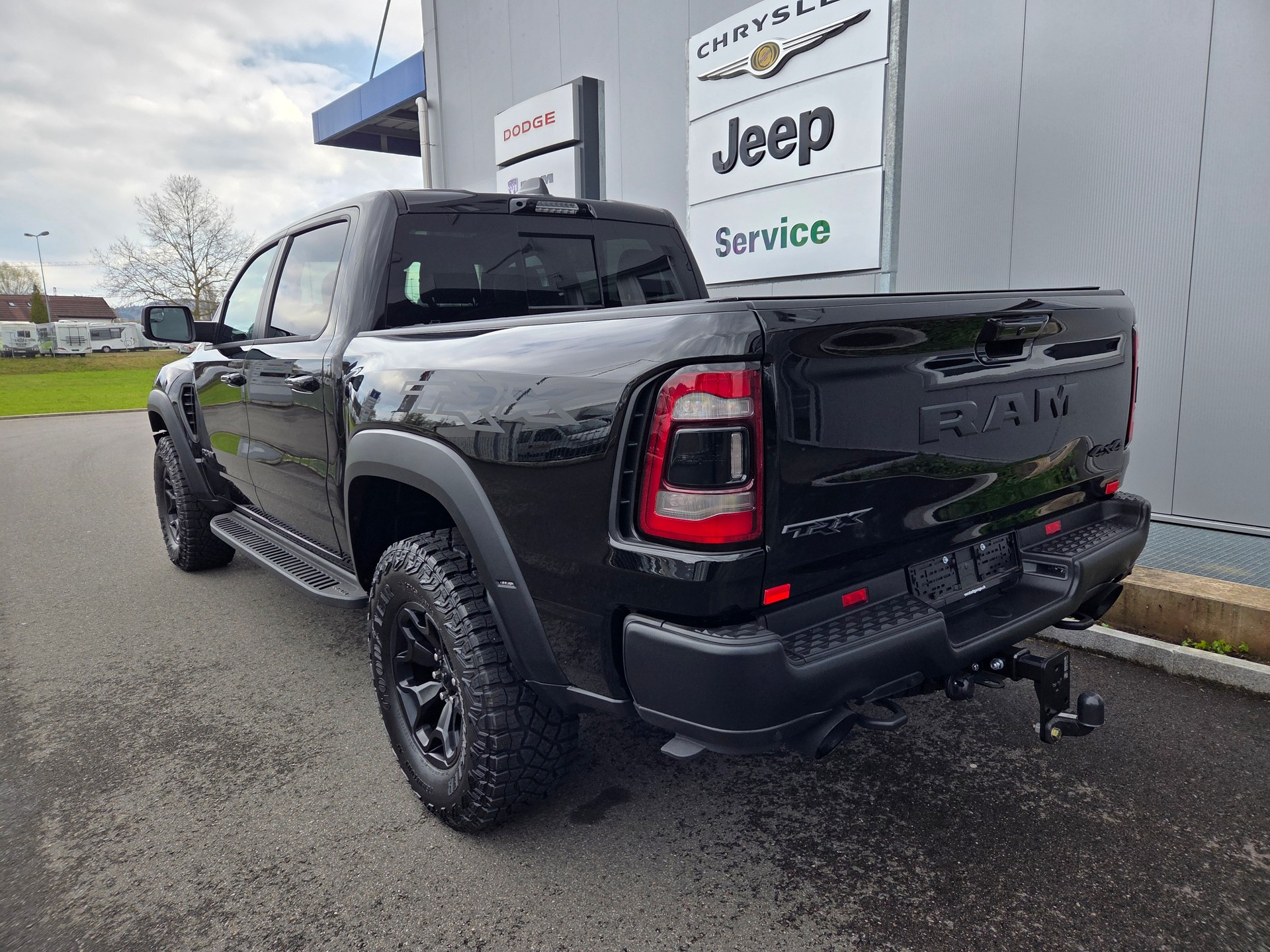 DODGE Ram 1500 6.2 V8 4x4 TRX Level 2 / 711 PS / 3.5T AHK-showroom-element-2