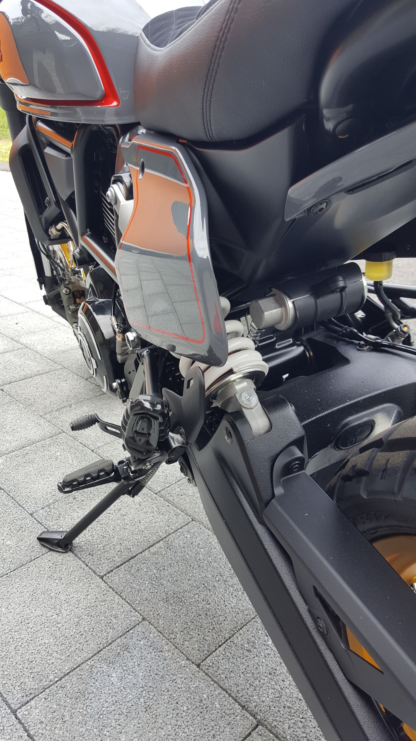 DUCATI Scrambler 803 Desert Sled-image-9