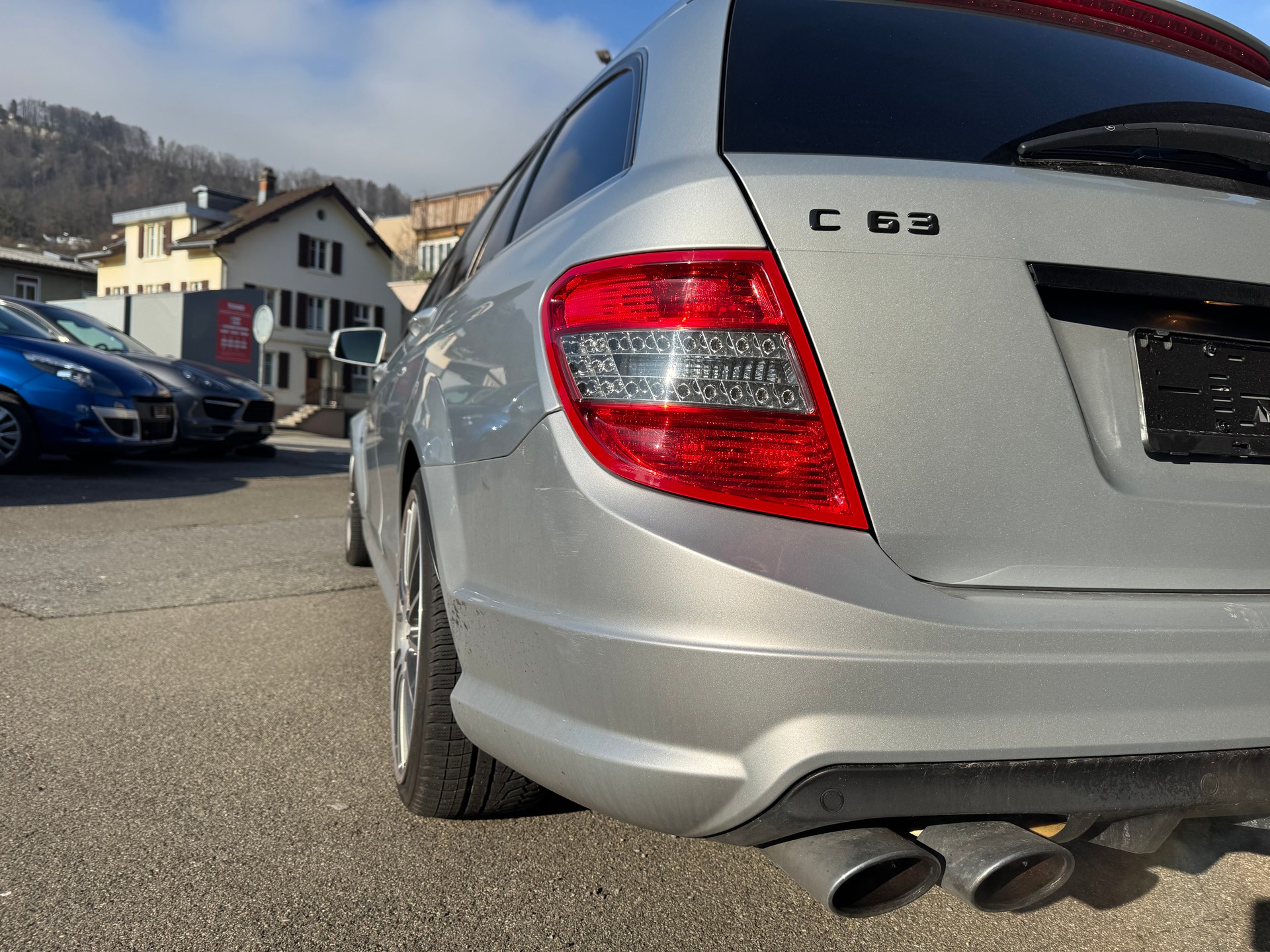 MERCEDES-BENZ C 63 AMG Avantgarde 7G-Tronic-image-4