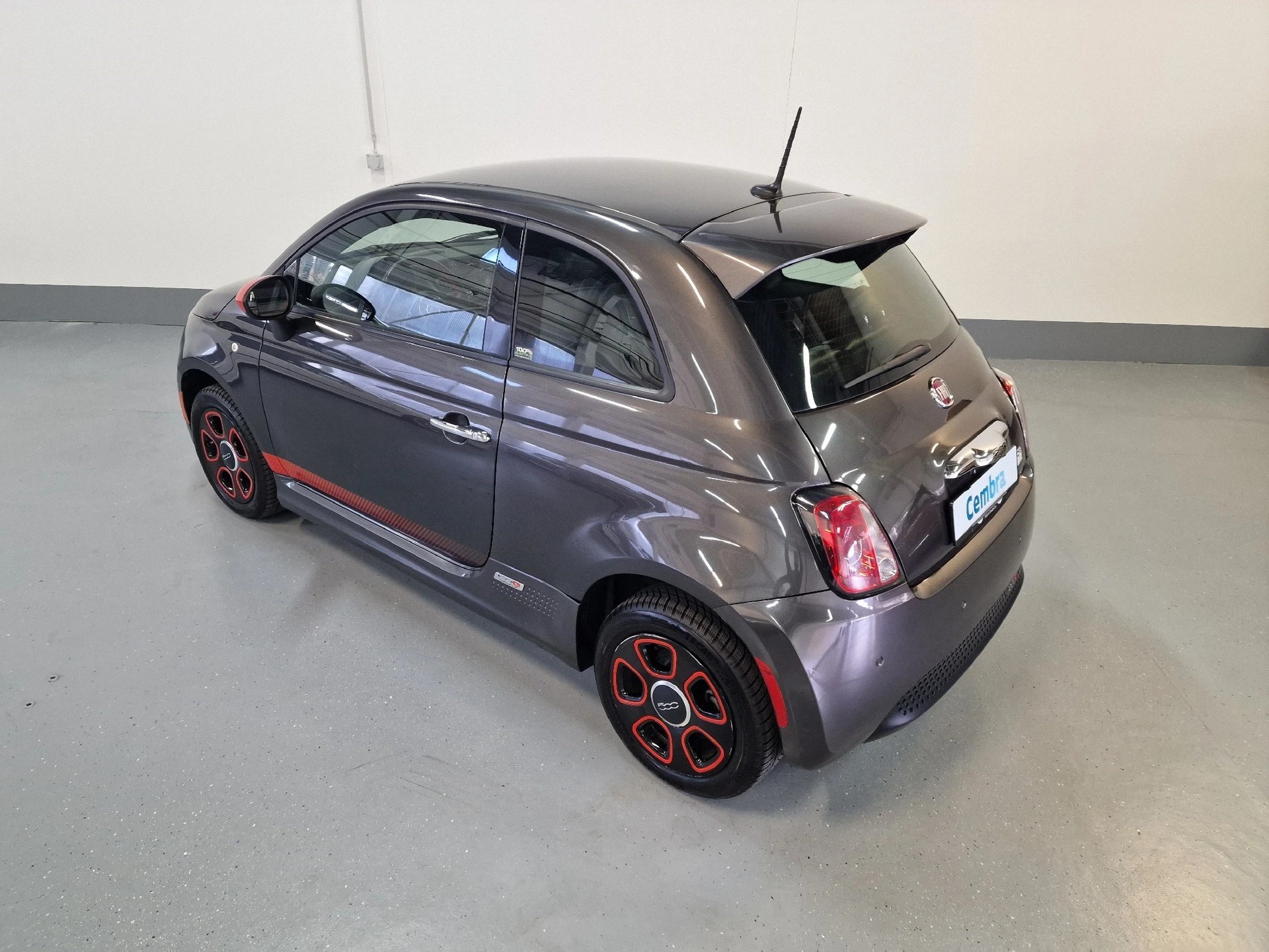 FIAT 500 E-image-8