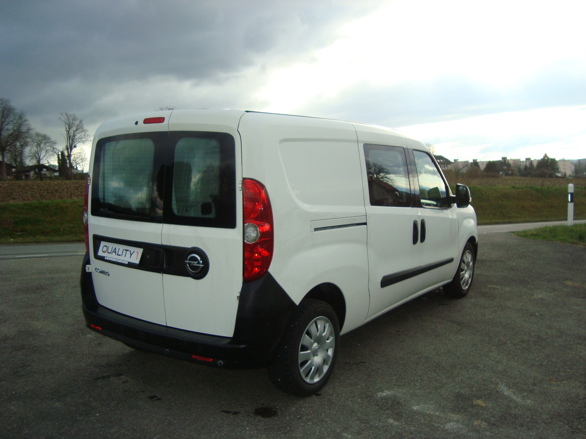OPEL Combo 1.4 Turbo L2H1-image-2