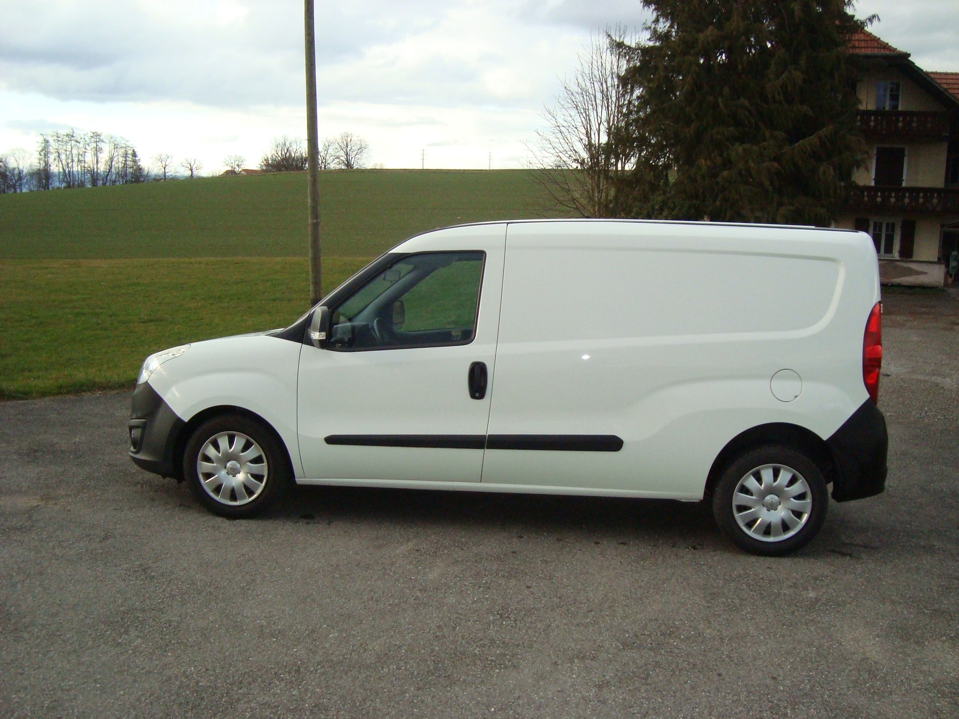 OPEL Combo 1.4 Turbo L2H1-image-4