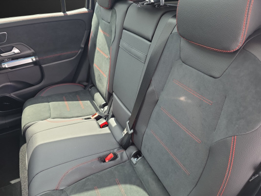 MERCEDES-BENZ GLB 250 4Matic 8G-Tronic-image-8