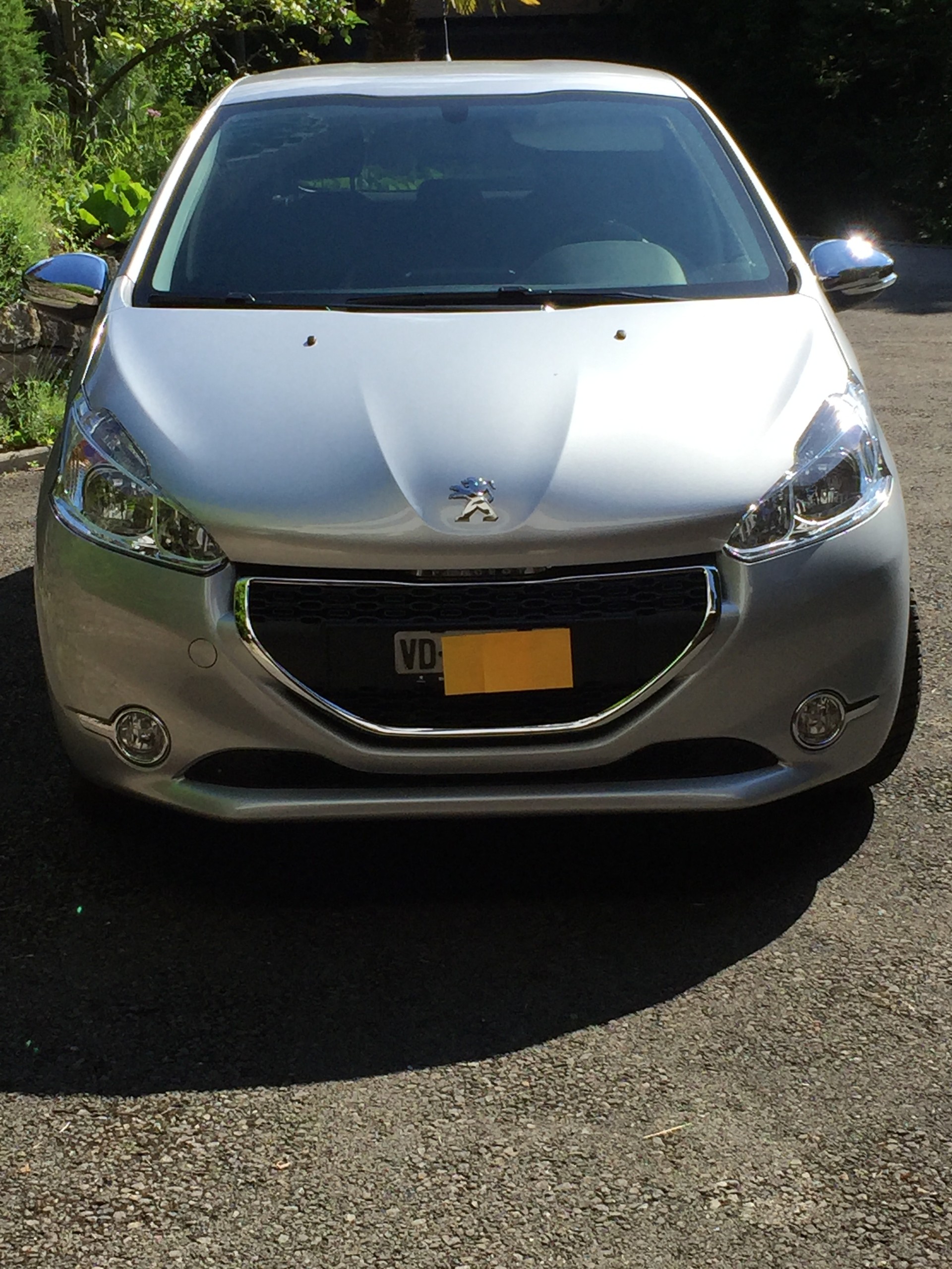 PEUGEOT 208 1.2 e-VTI Active EGS5-image-0