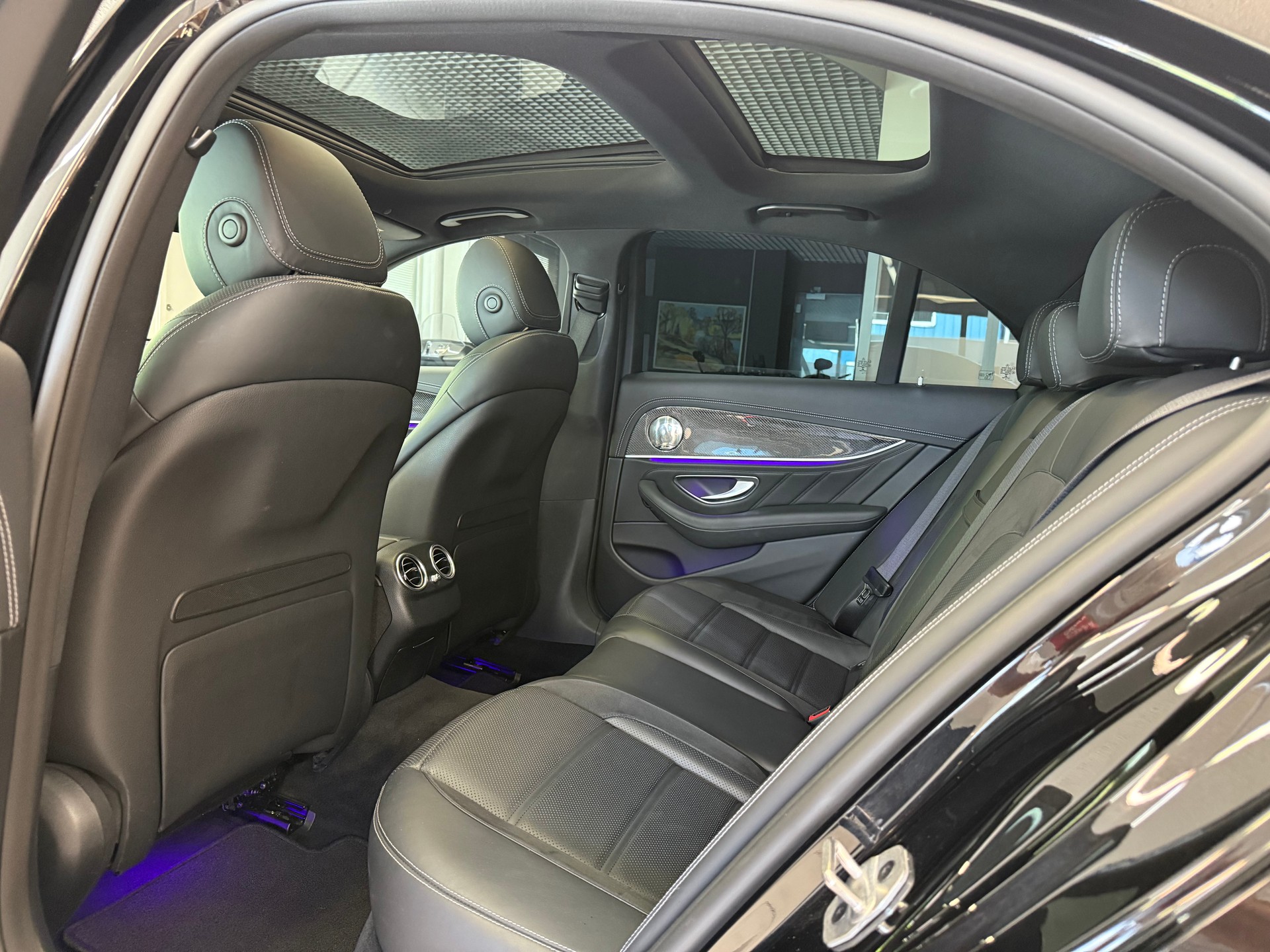 MERCEDES-BENZ E 63 AMG 4Matic+ Speedshift MCT-image-13