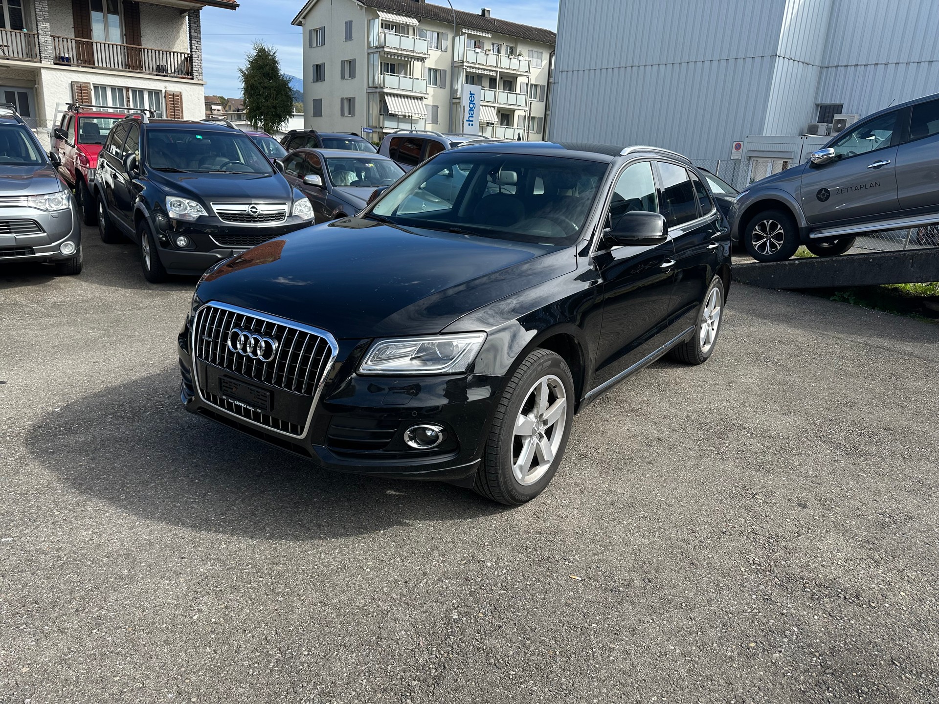 AUDI Q5 2.0 TDI quattro S-tronic-image-0
