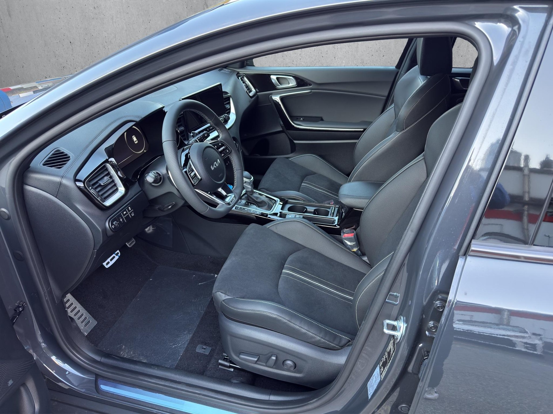 KIA XCeed 1.6 T-GDi GT-Line-image-6