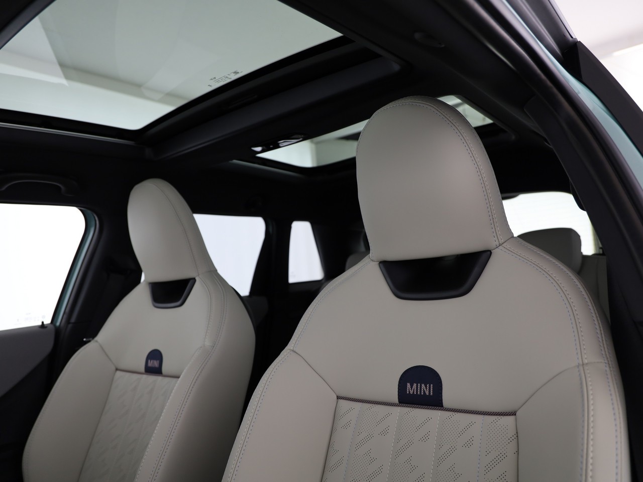 MINI Cooper S DKG-image-9