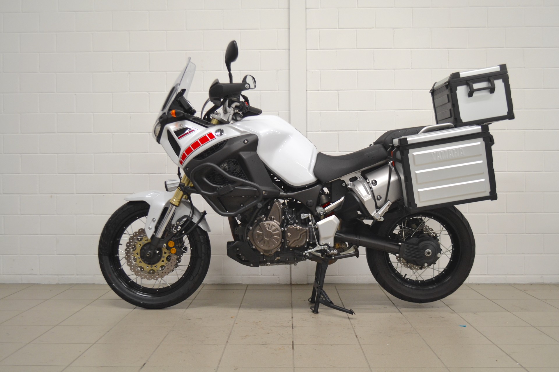 YAMAHA XT 1200-showroom-element-2