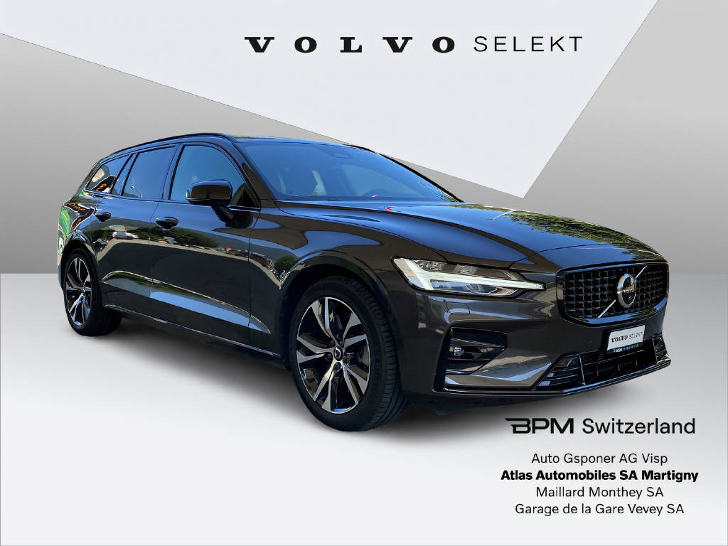 VOLVO V60 2.0 B5 Plus Dark AWD-image-2