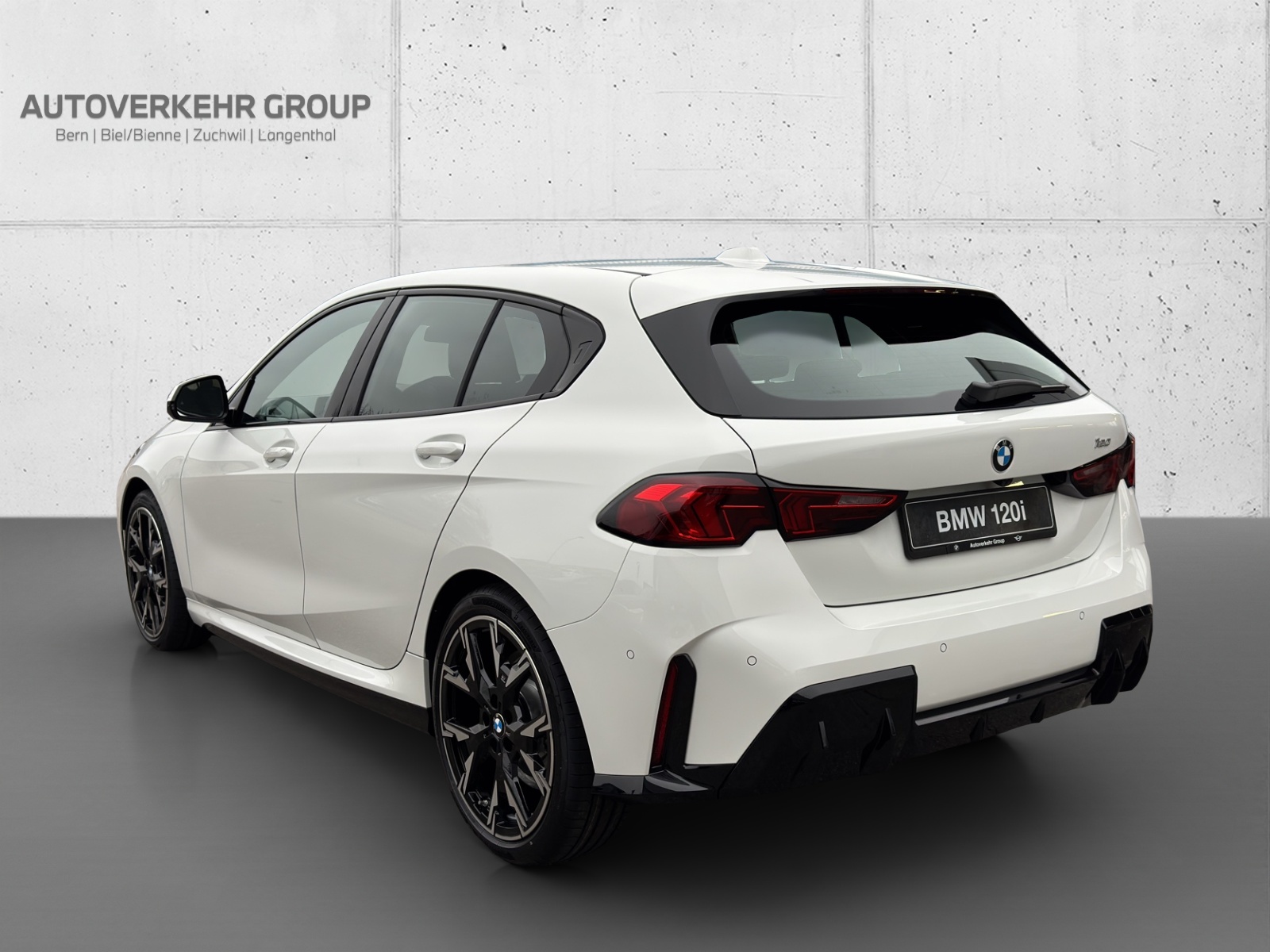 BMW 120 M Sport Steptronic-showroom-element-2