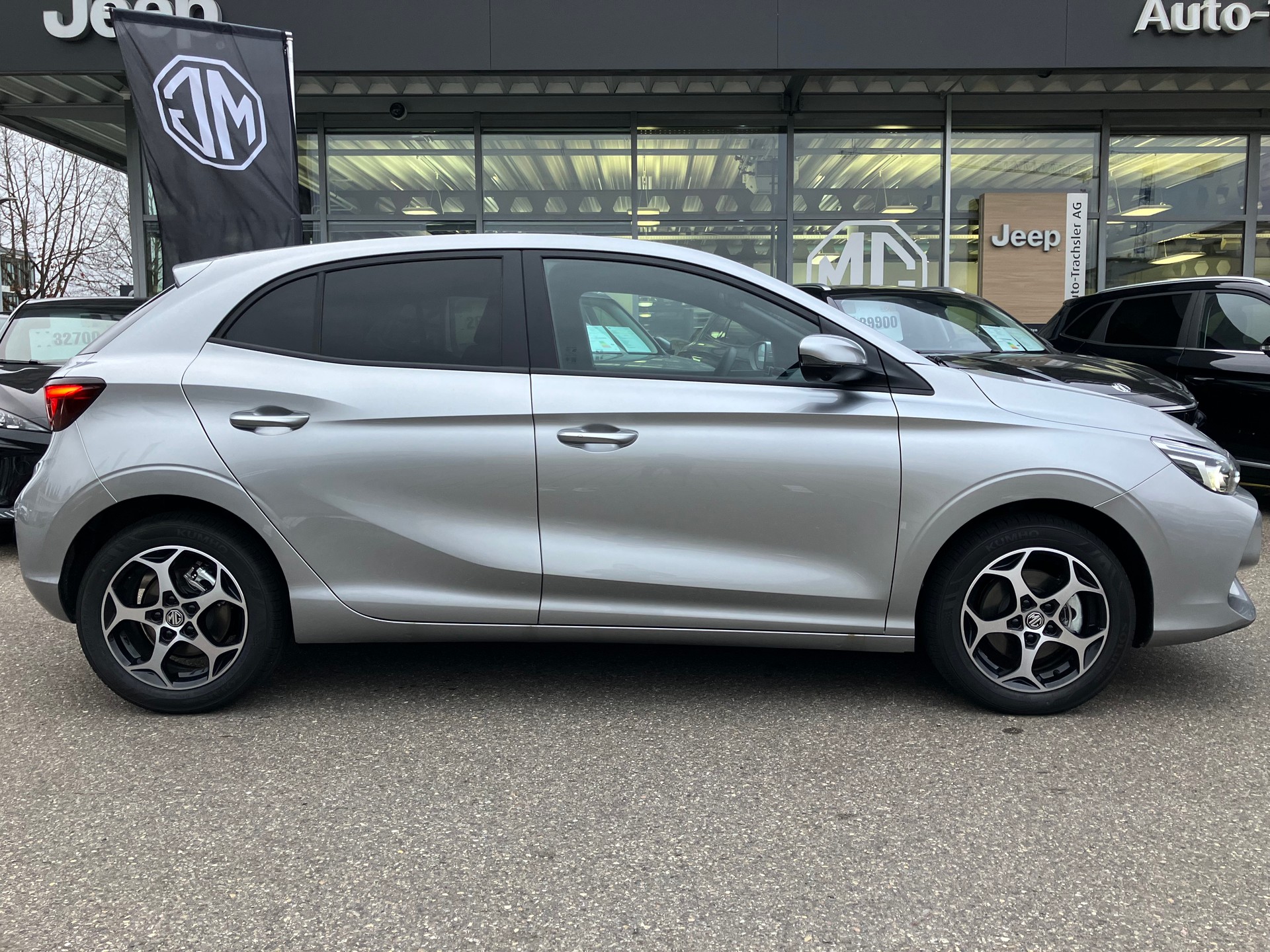 MG 3 1.5 Hybrid Luxury Aut.-image-0