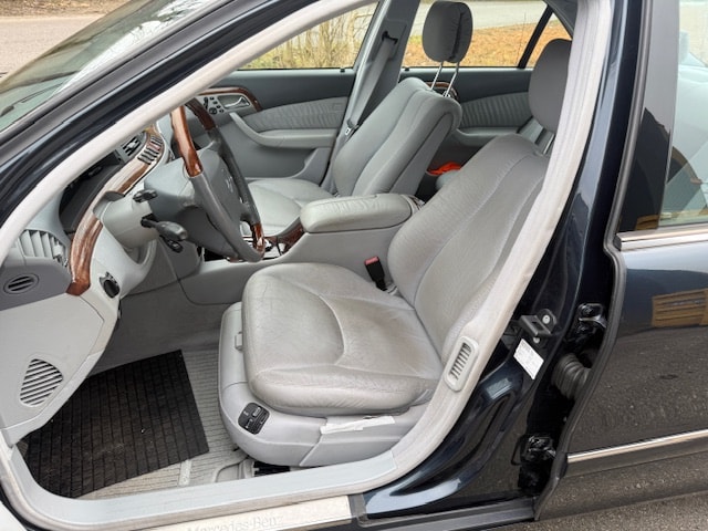 MERCEDES-BENZ S 320-image-10
