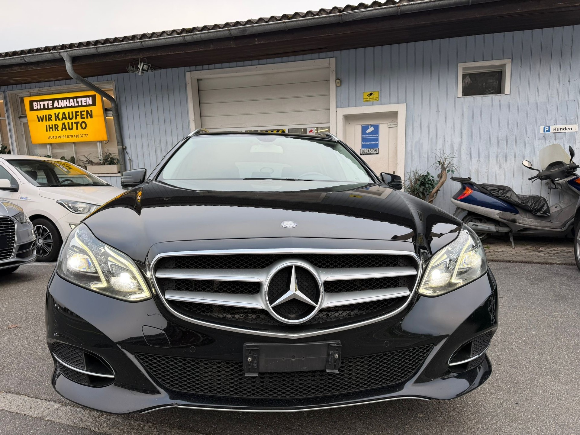 MERCEDES-BENZ E 220 BlueTEC Elégance 4Matic 7G-Tronic-image-0