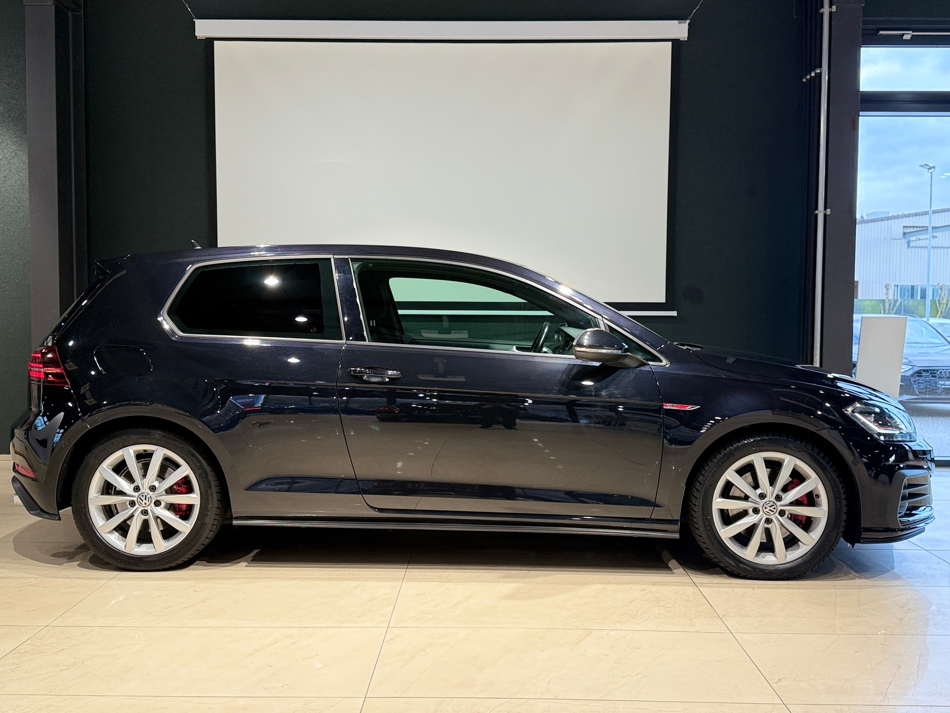 VW GTI-image-4