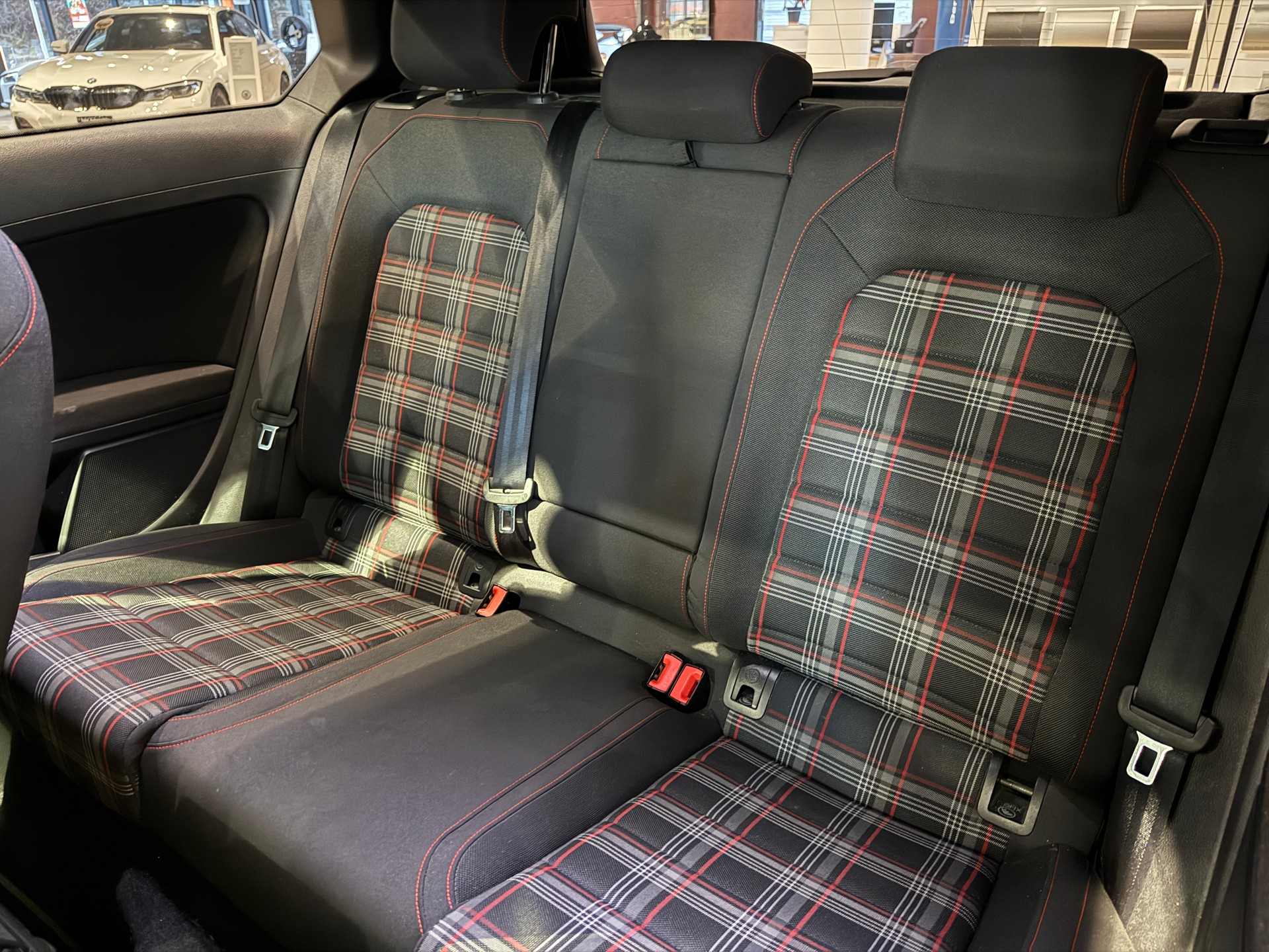 VW GTI-image-15