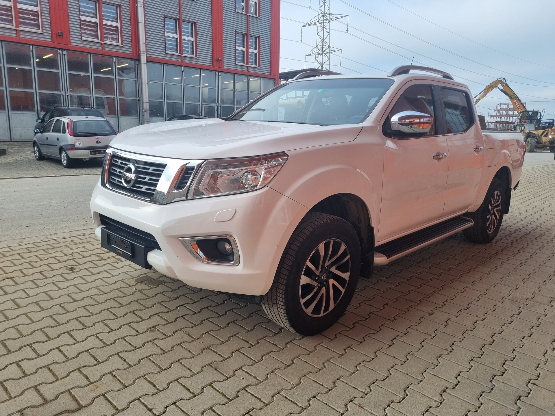 NISSAN Navara Double Cab Tekna 2.3 dCi 4WD Automatic-image-1