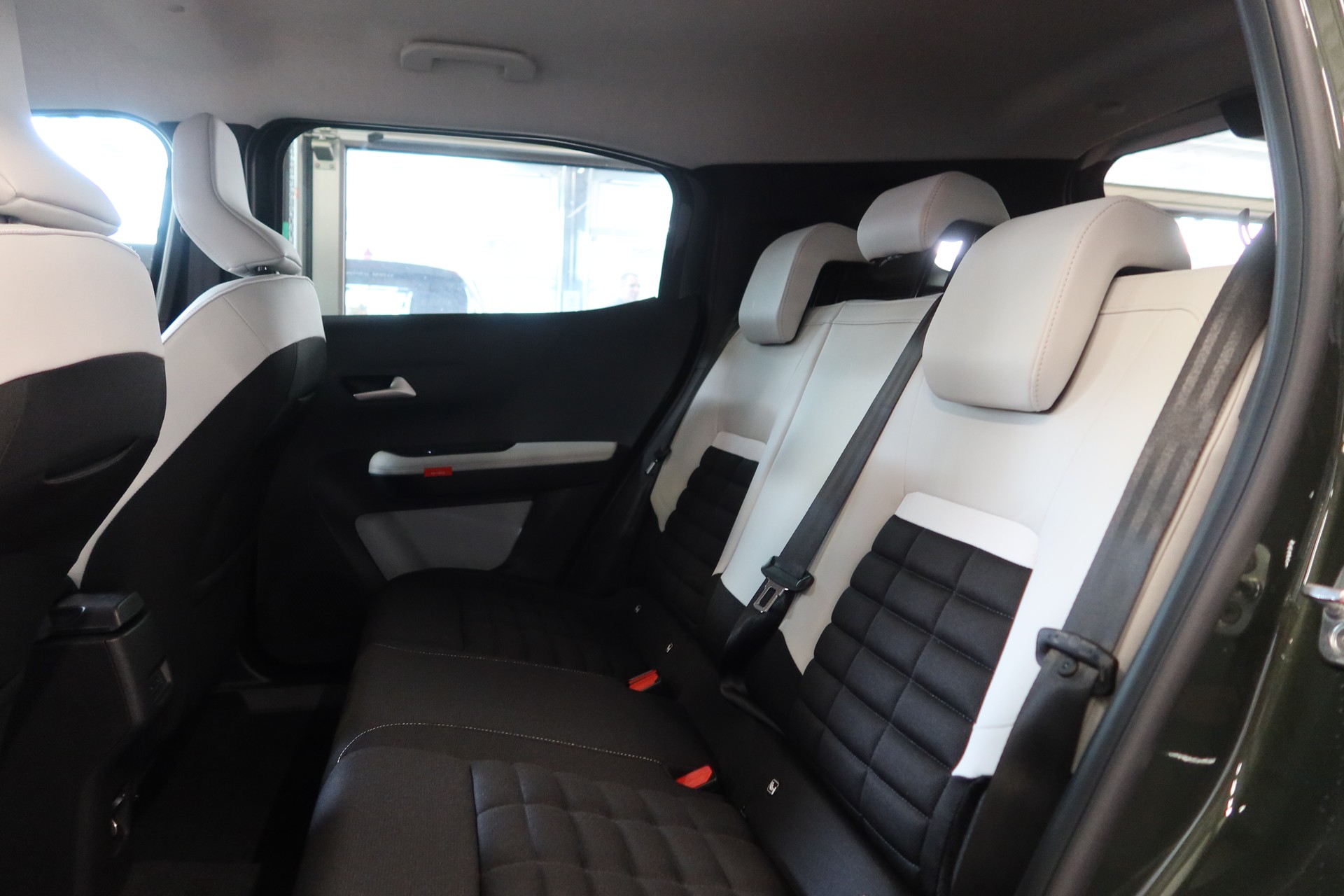 CITROEN C3 1.2i MHEV Max DCS6-image-10