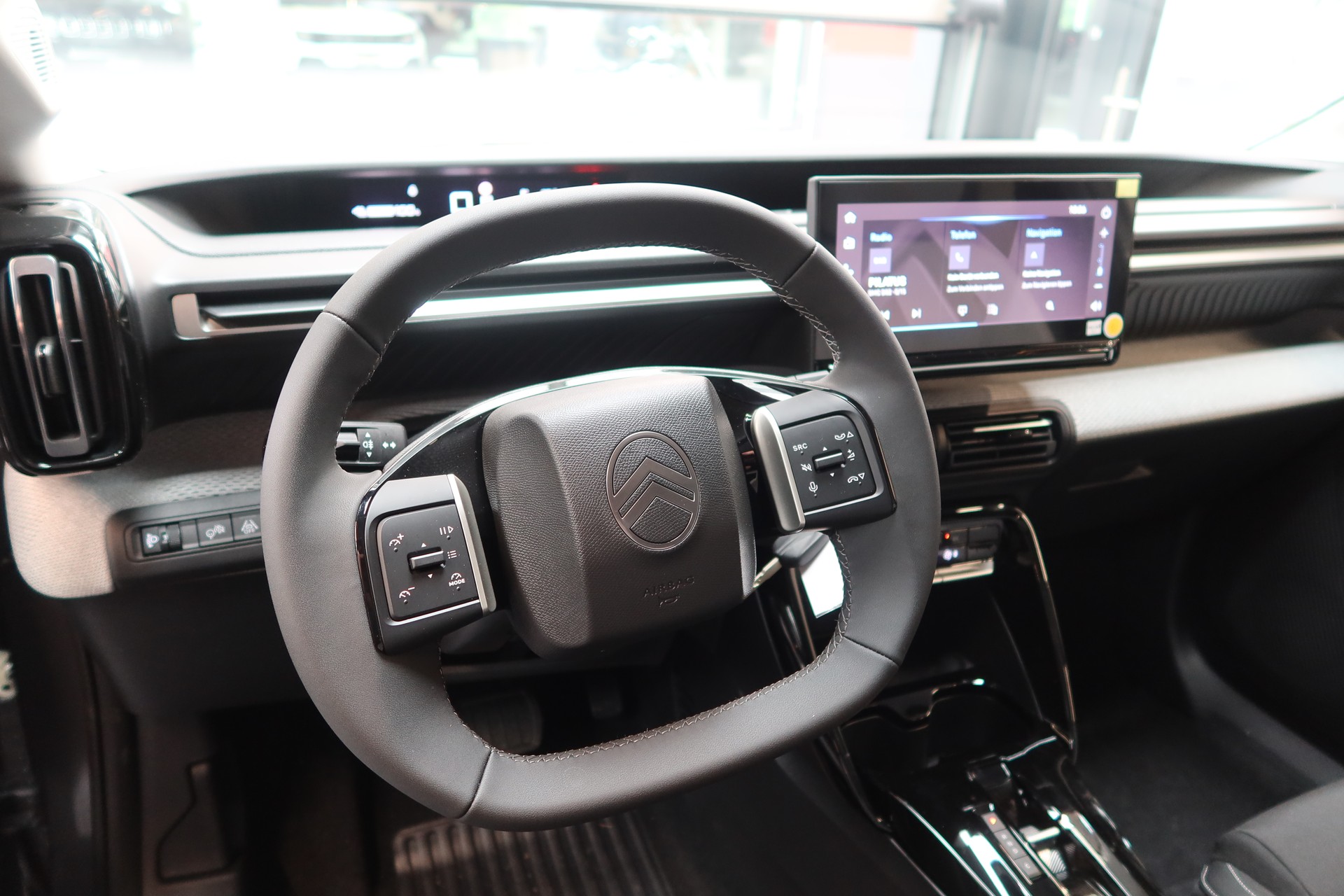 CITROEN C3 1.2i MHEV Max DCS6-image-6
