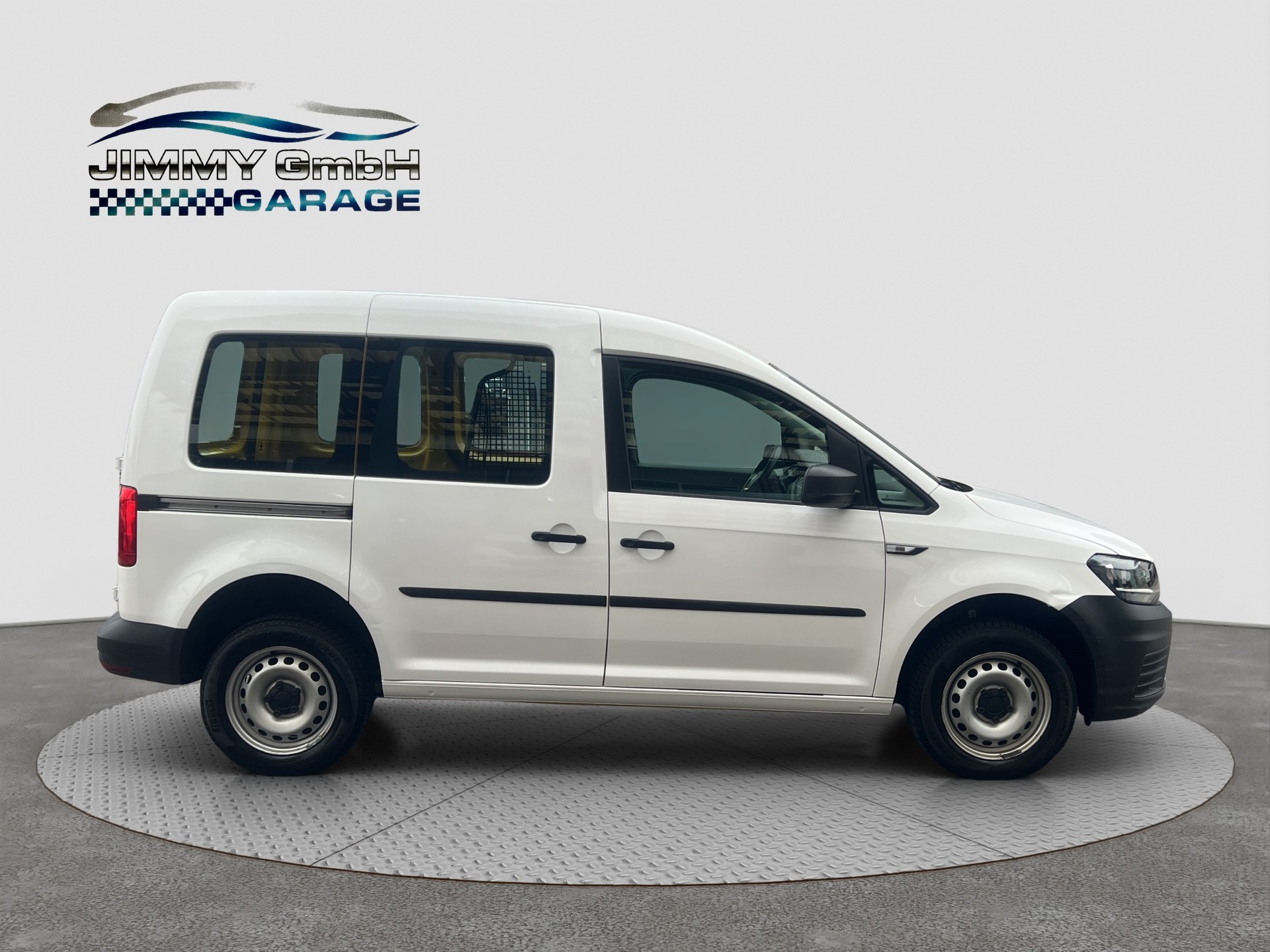 VW Caddy 2.0TDI 4Motion BlueMotion Technology-image-6
