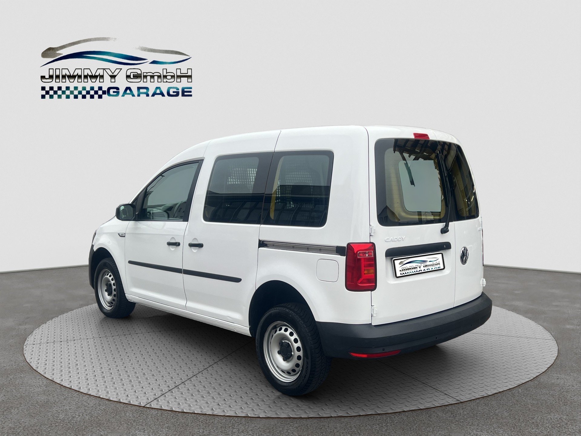 VW Caddy 2.0TDI 4Motion BlueMotion Technology-image-3