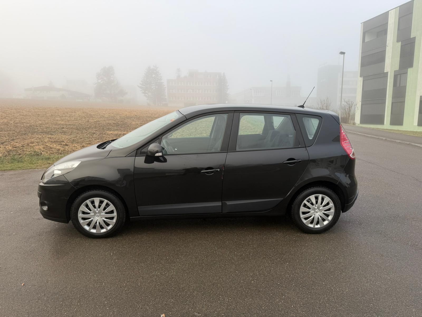 RENAULT Scénic 1.5 dCi Expression-image-4