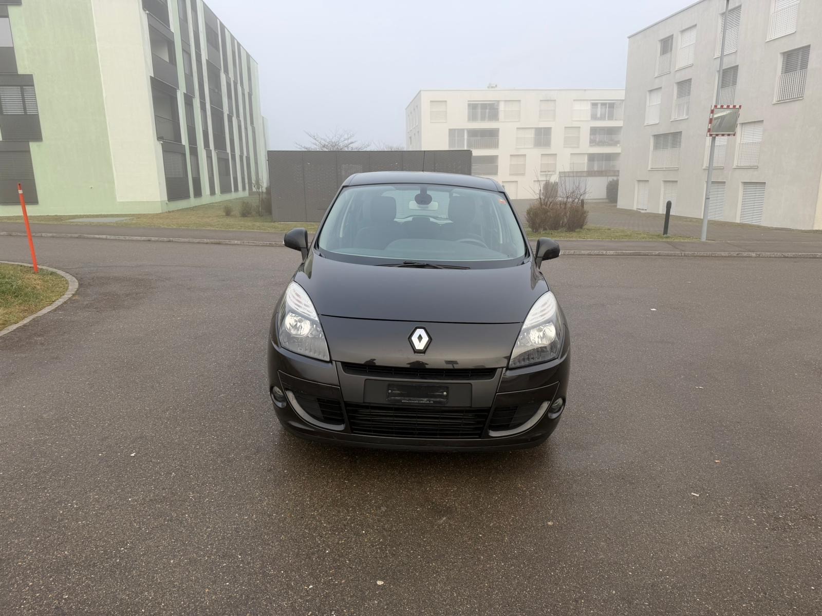 RENAULT Scénic 1.5 dCi Expression-image-1
