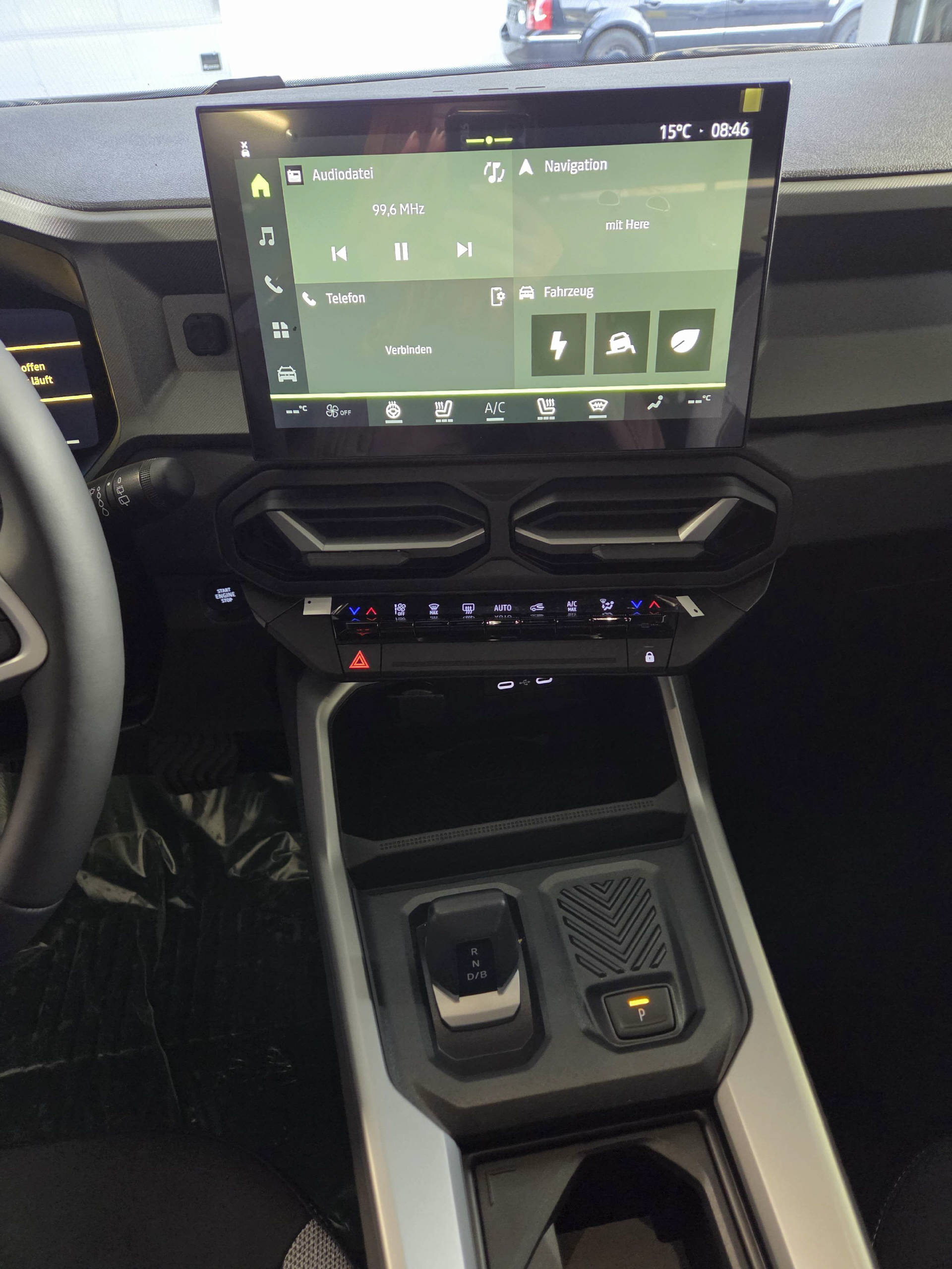 DACIA Bigster 1.8 Hybrid Journey-image-8