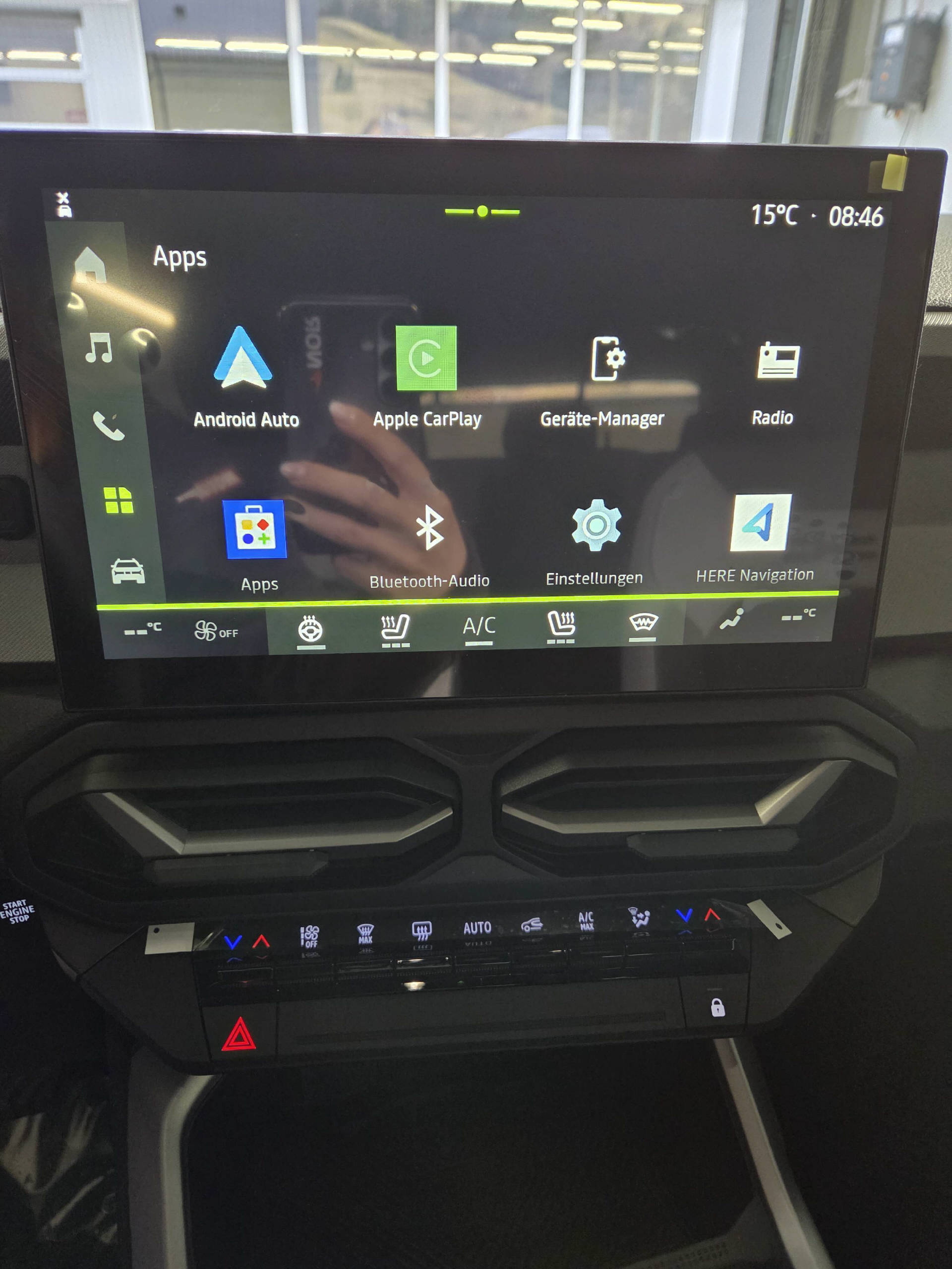 DACIA Bigster 1.8 Hybrid Journey-image-10