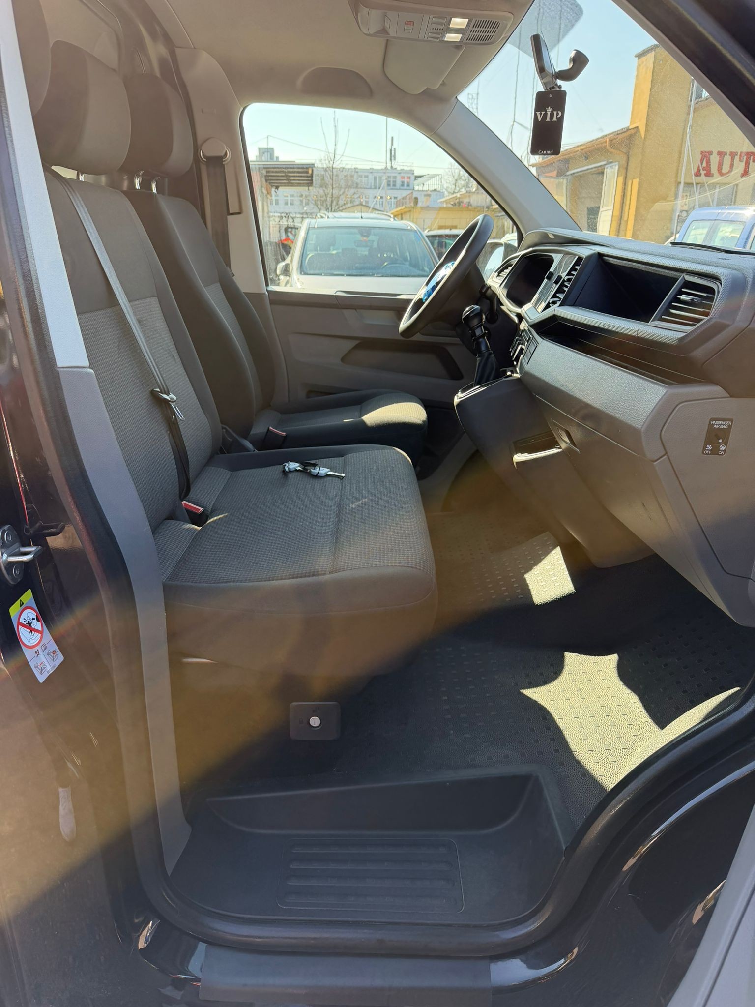 VW T6.1 2.0 TDI-image-6