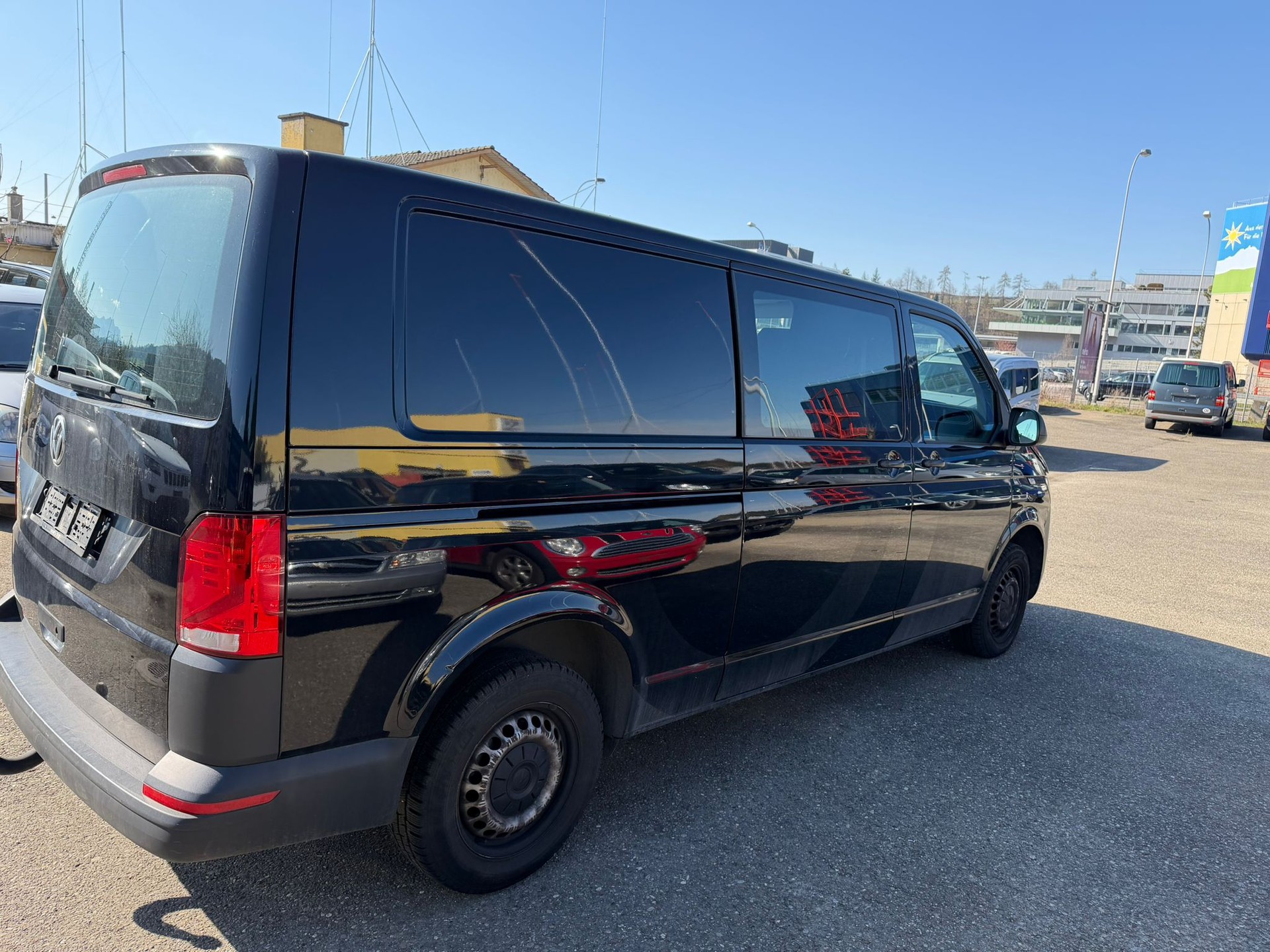 VW T6.1 2.0 TDI-image-2