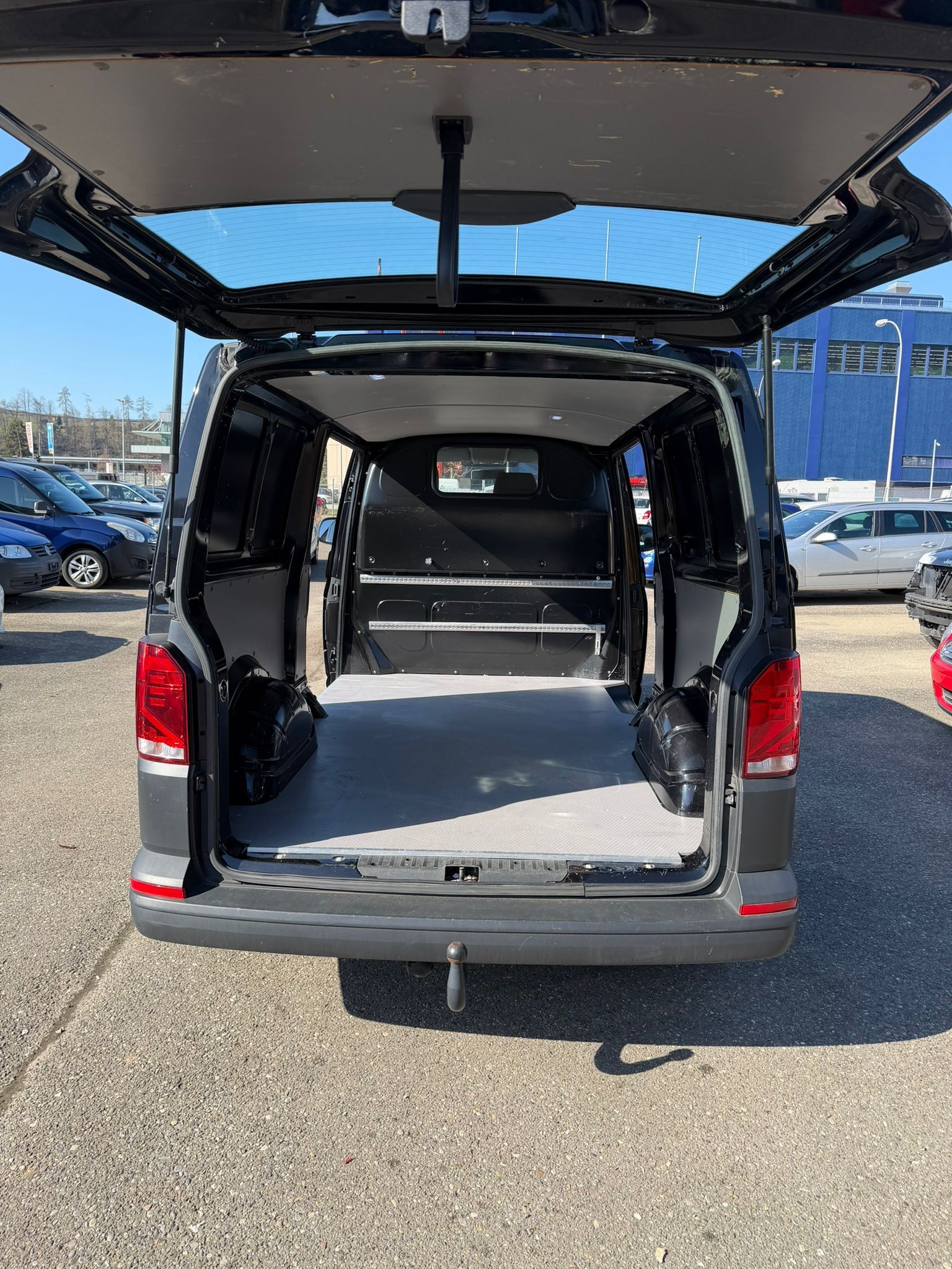 VW T6.1 2.0 TDI-image-8