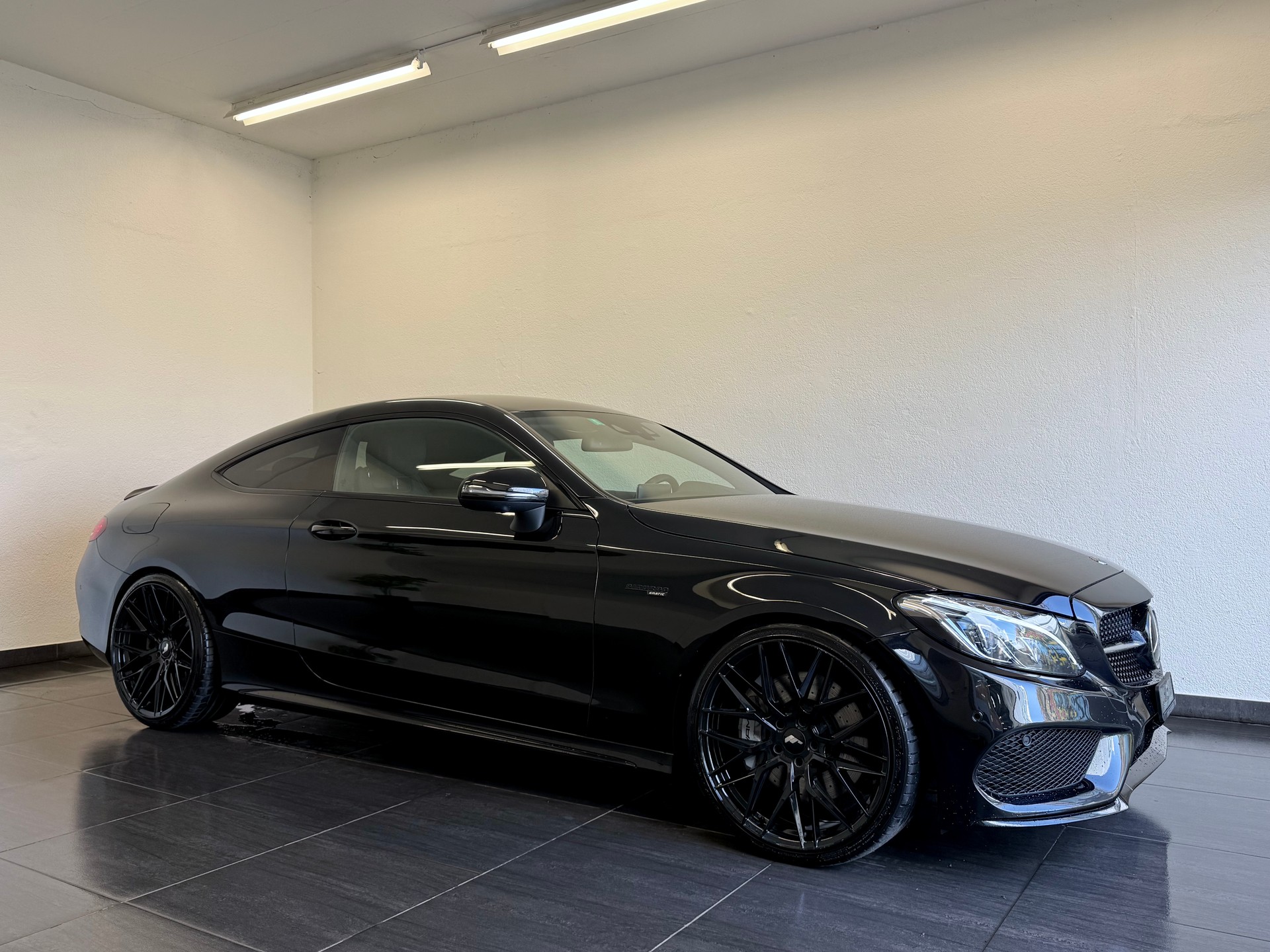 MERCEDES-BENZ C 43 AMG 4Matic 9G-tronic "ALL BLACK"-image-0