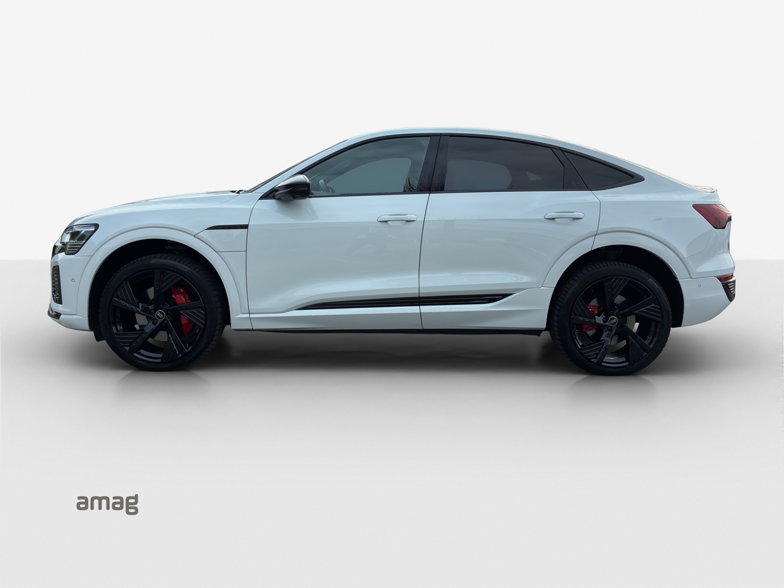 AUDI Q8 Sportback 55 e-tron Black Edition quattro-image-1