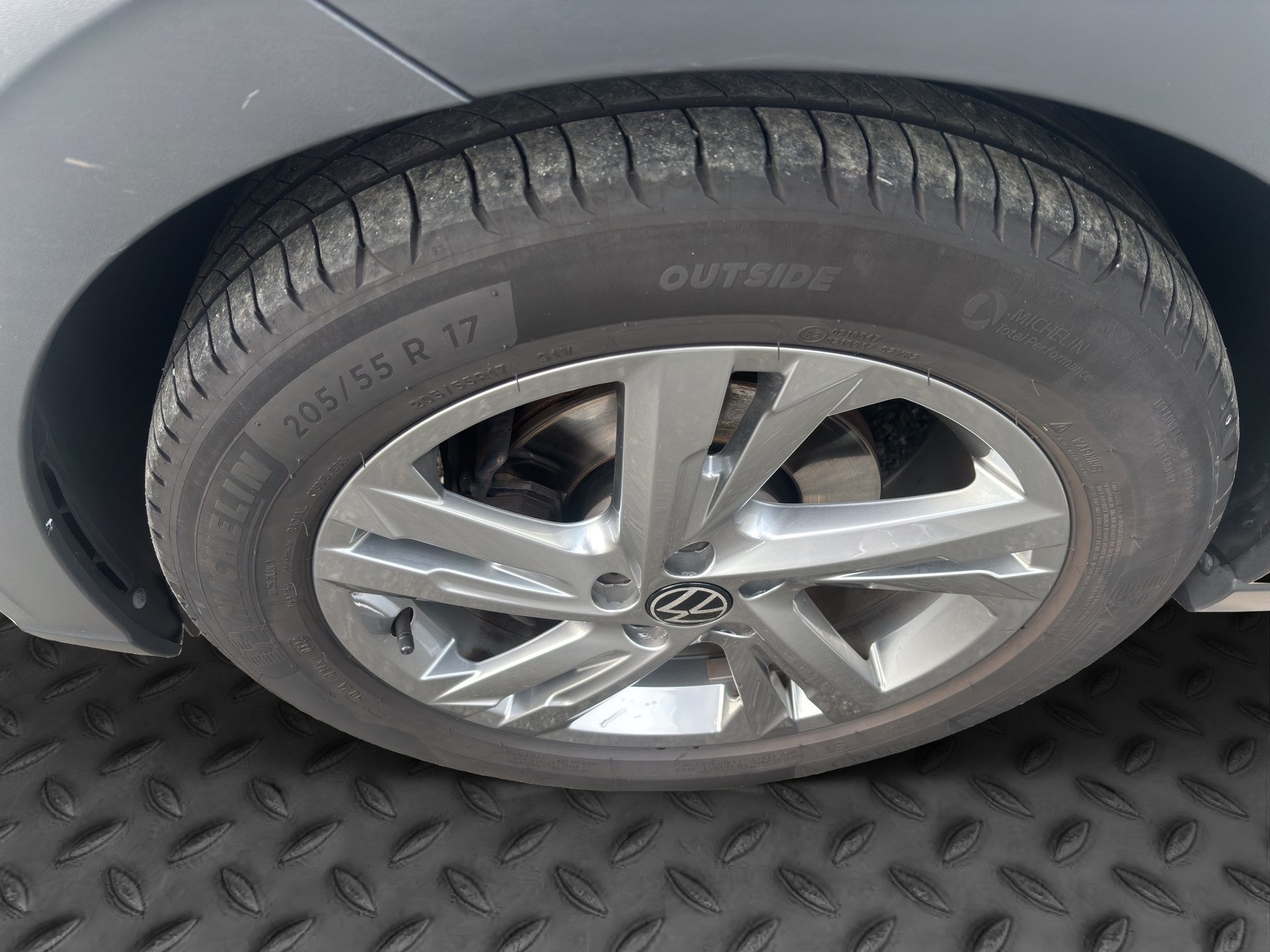 VW Taigo 1.5 TSI R-Line DSG-image-16