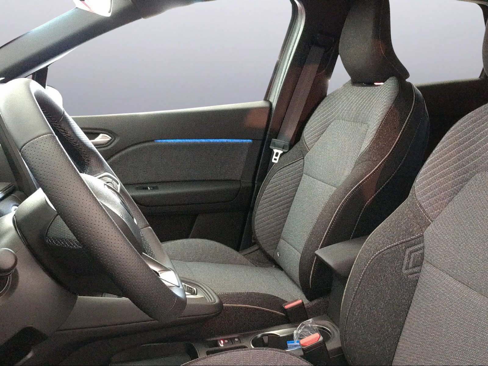 RENAULT Captur 1.8 E-Tech techno-image-4